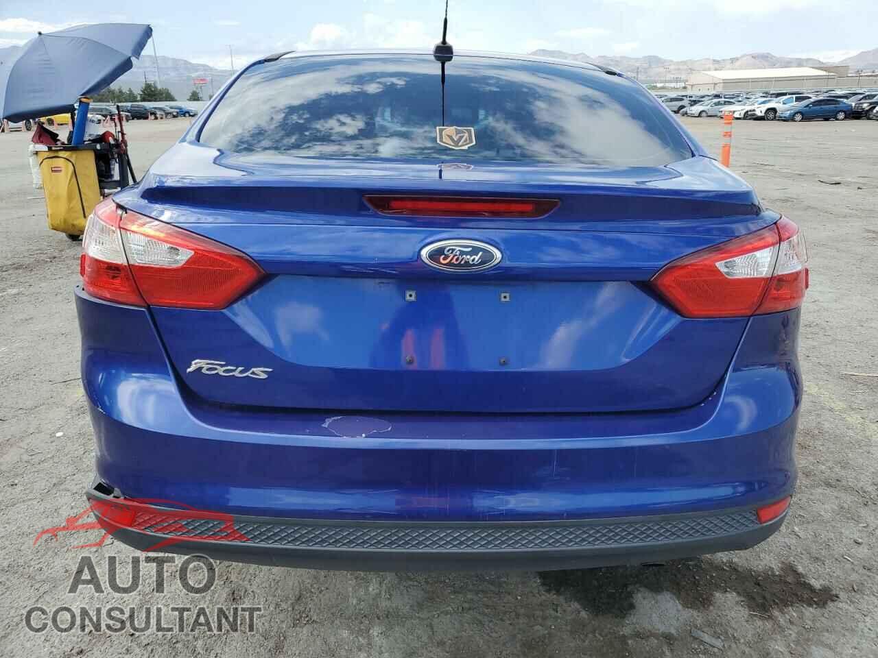 FORD FOCUS 2012 - 1FAHP3E21CL267960