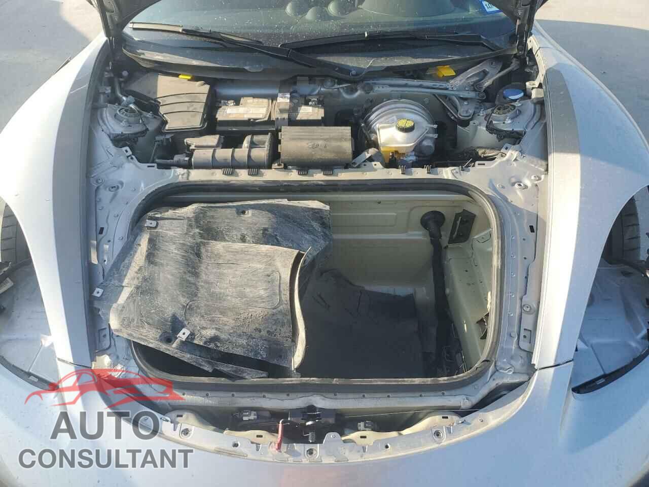 PORSCHE BOXSTER 2019 - WP0CB2A81KS228703