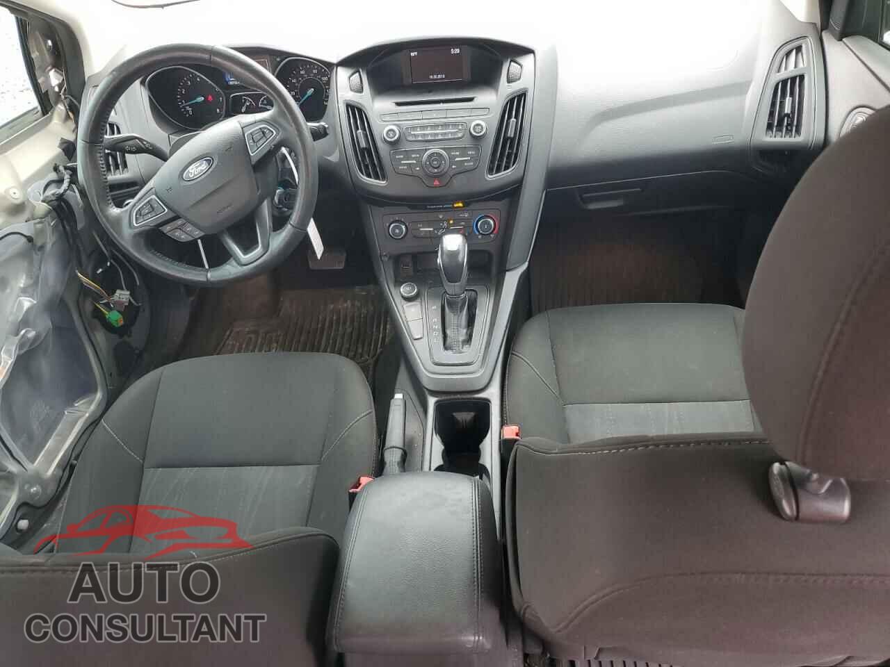 FORD FOCUS 2016 - 1FADP3K23GL403725
