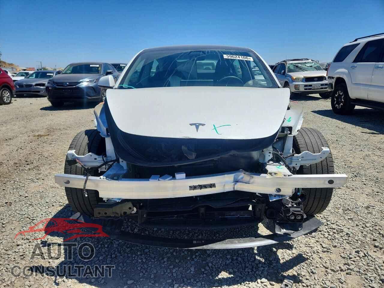 TESLA MODEL 3 2023 - 5YJ3E1EA5PF605469