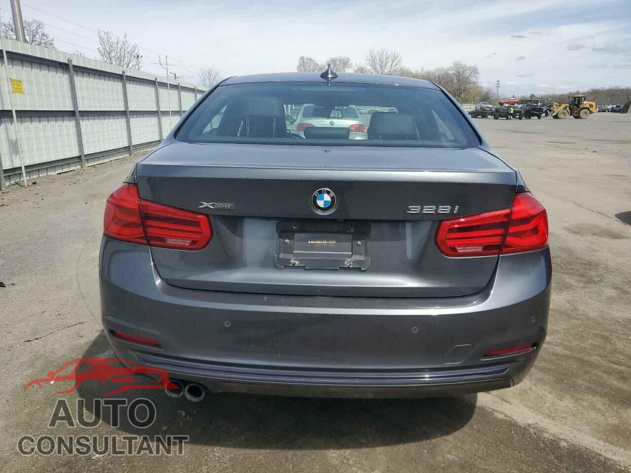 BMW 3 SERIES 2016 - WBA8E3G5XGNU00519