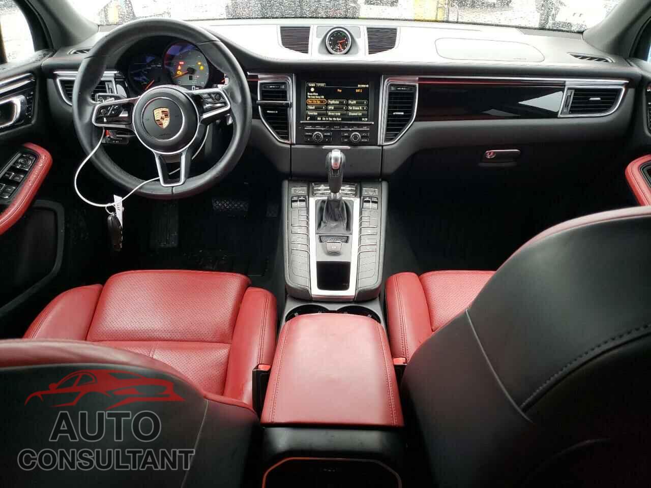 PORSCHE MACAN 2016 - WP1AB2A55GLB51556