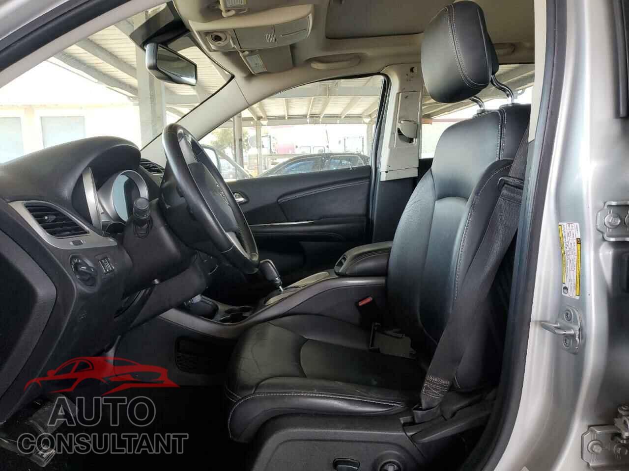 DODGE JOURNEY 2012 - 3C4PDCDG4CT204352