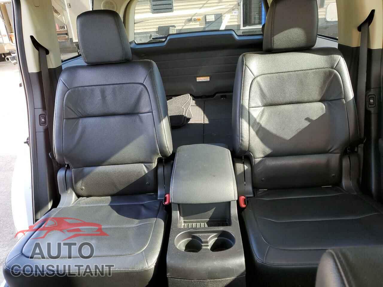 FORD FLEX 2017 - 2FMHK6D88HBA05503
