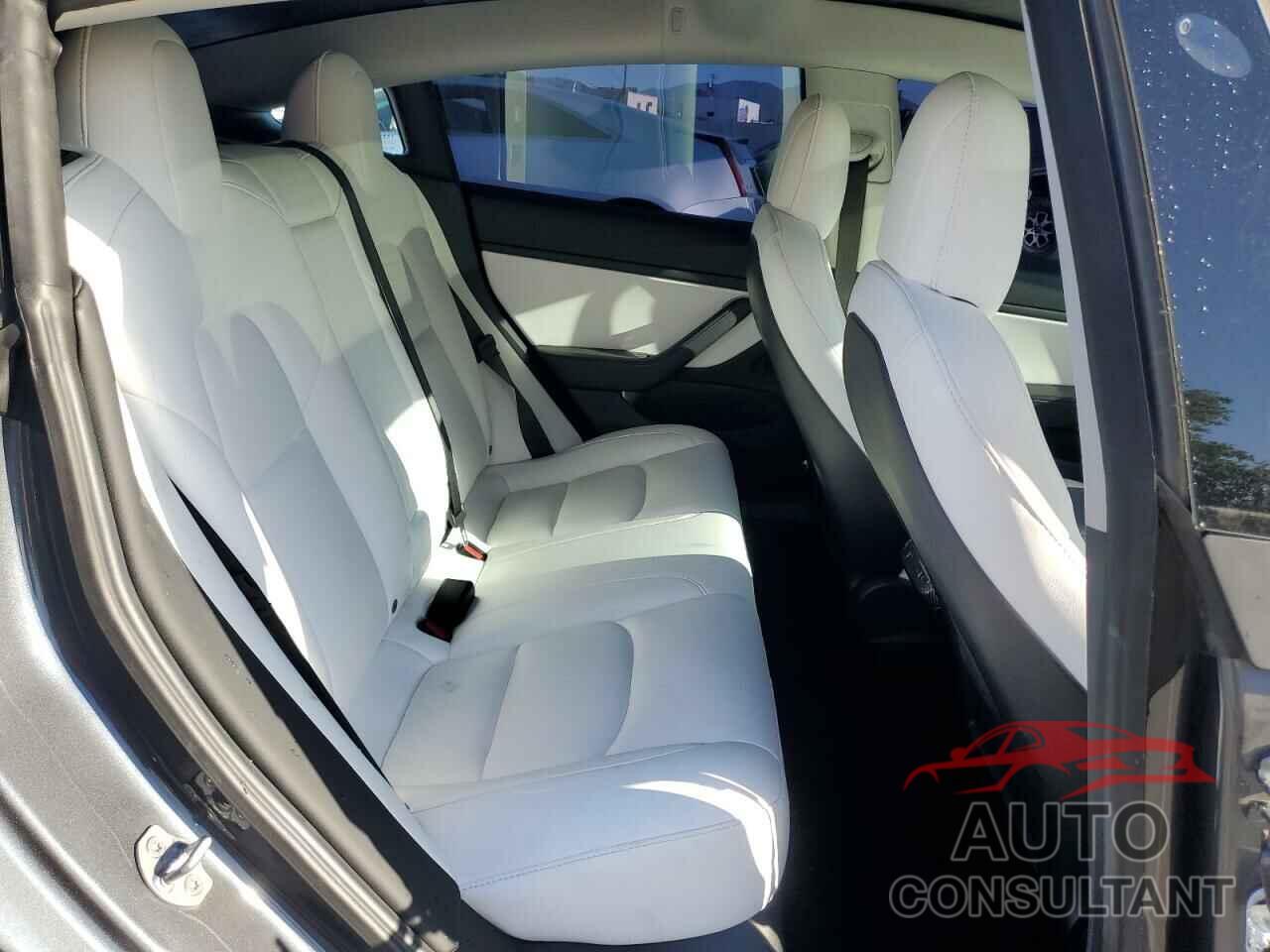 TESLA MODEL 3 2020 - 5YJ3E1EA5LF804810