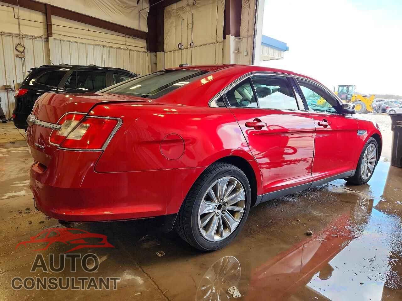 FORD TAURUS 2011 - 1FAHP2FW5BG132323