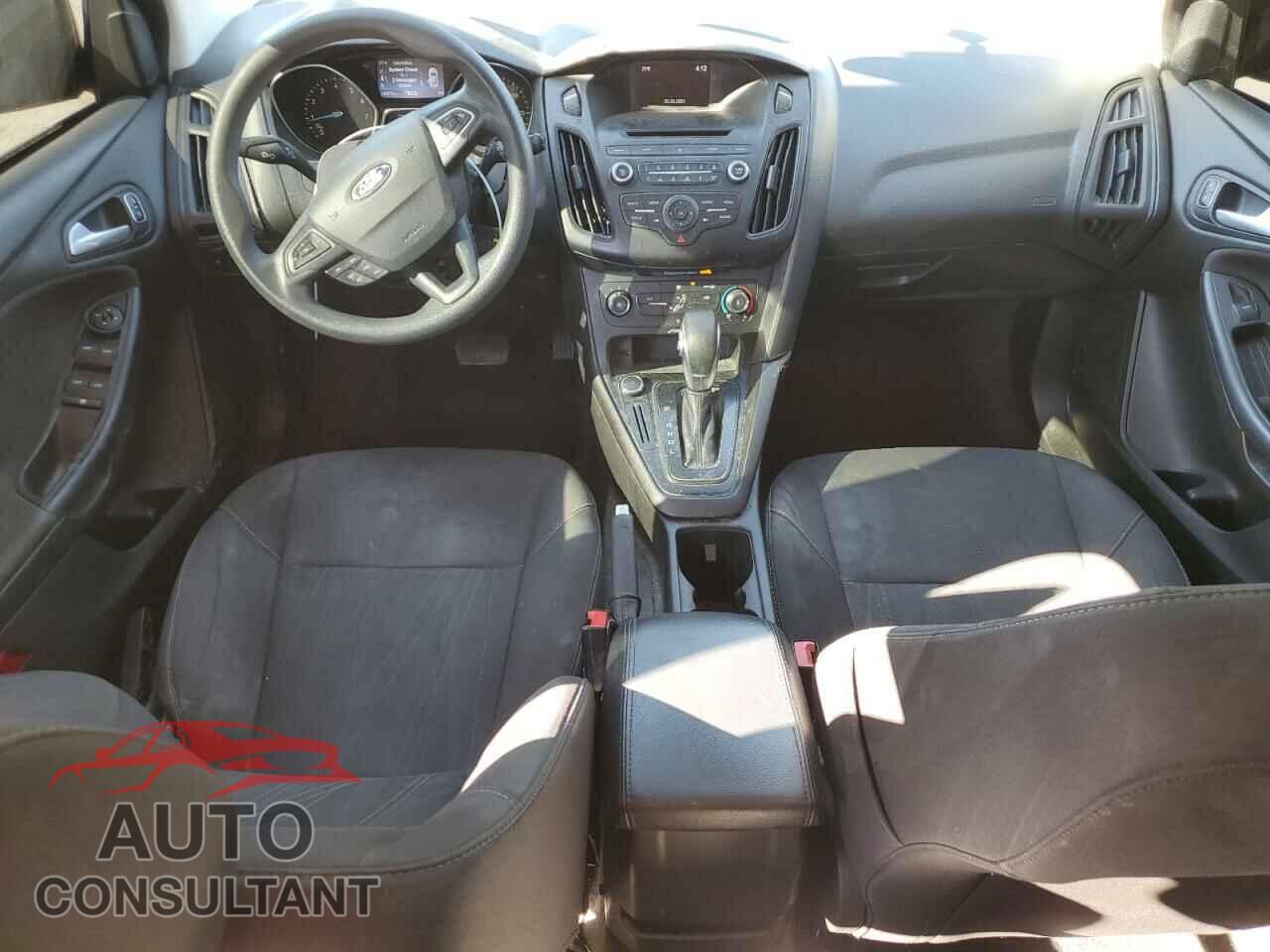 FORD FOCUS 2017 - 1FADP3K29HL216054
