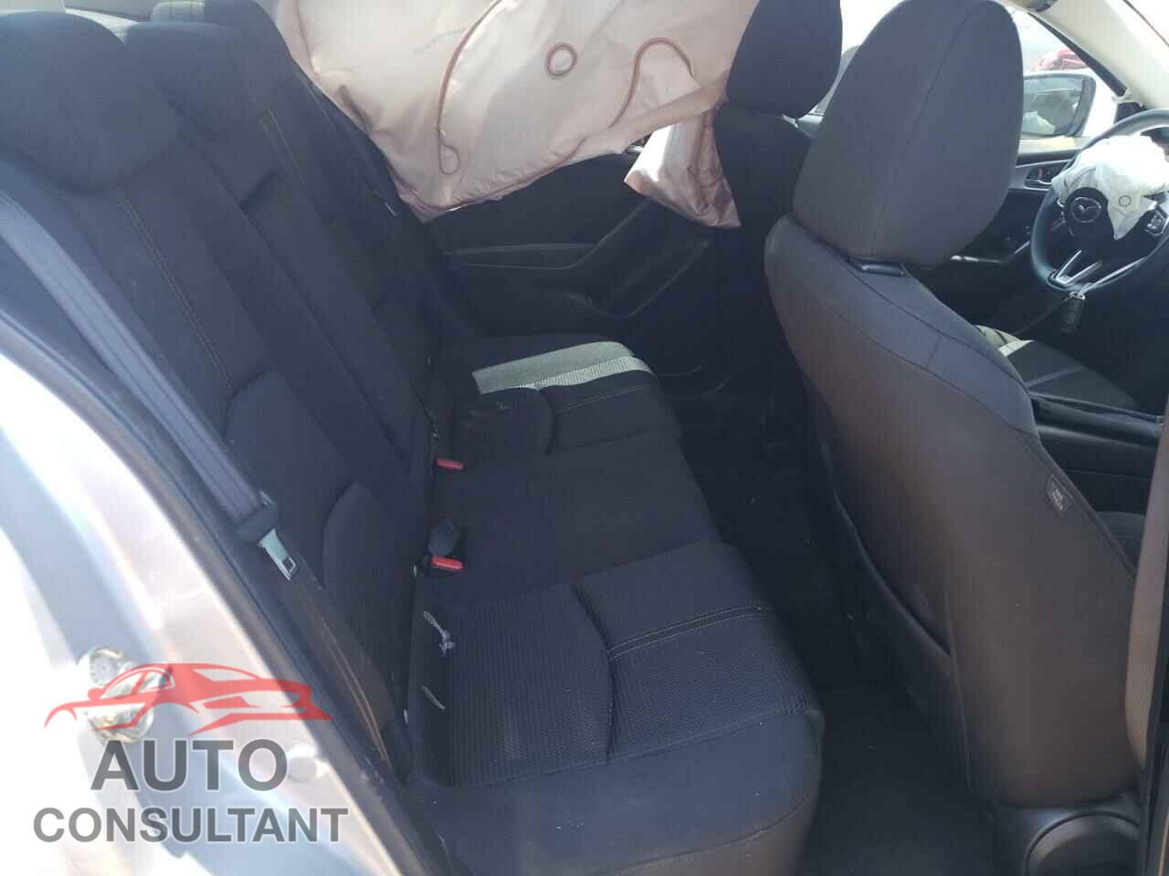 MAZDA 3 2017 - 3MZBN1U74HM155342