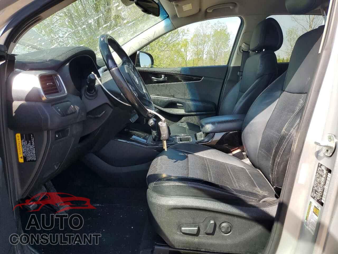 KIA SORENTO 2016 - 5XYPHDA16GG020313