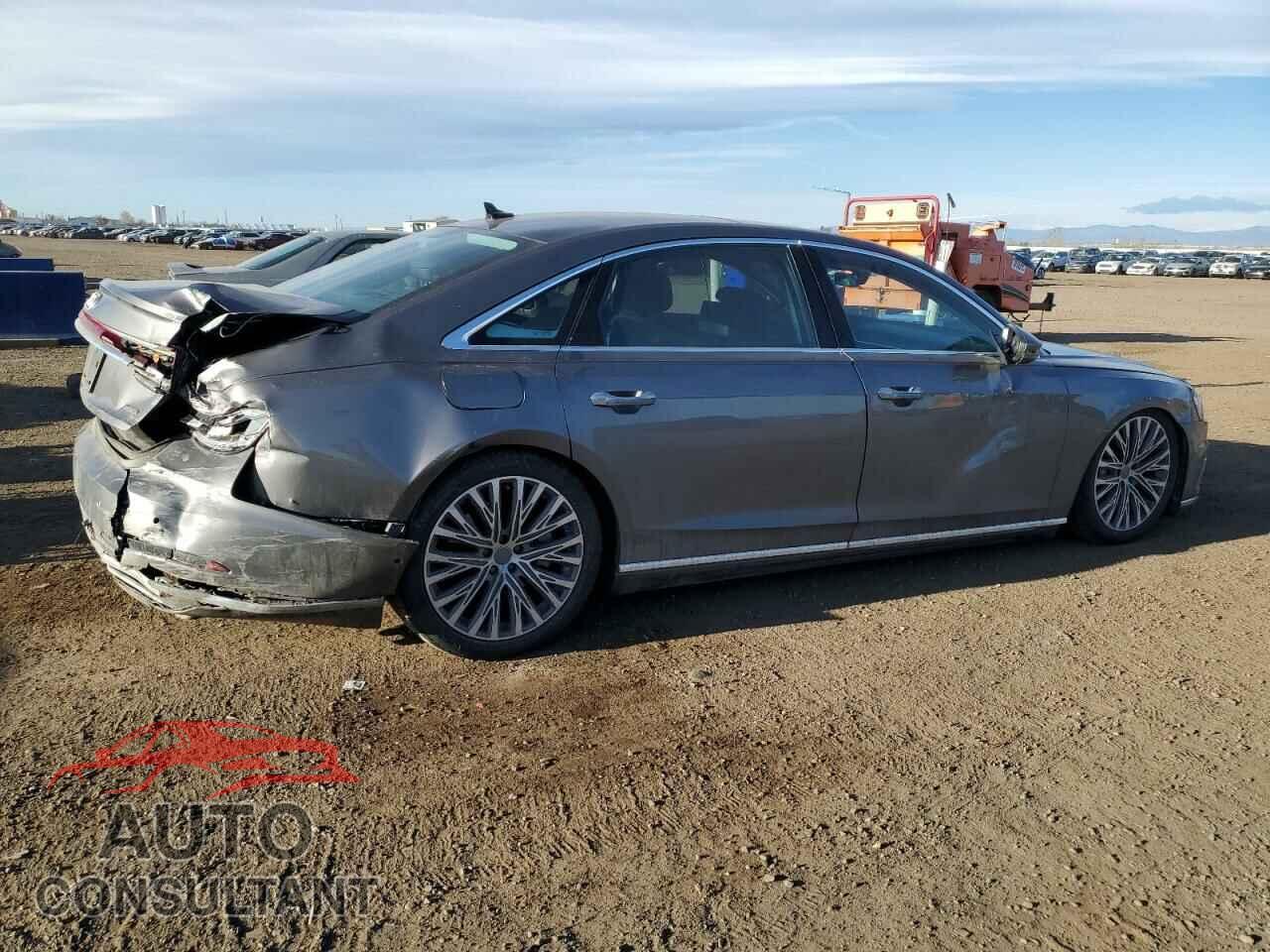 AUDI A8 2019 - WAU8DAF84KN008101