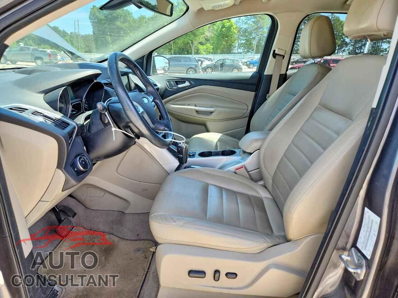 FORD ESCAPE 2013 - 1FMCU0HX4DUD63947