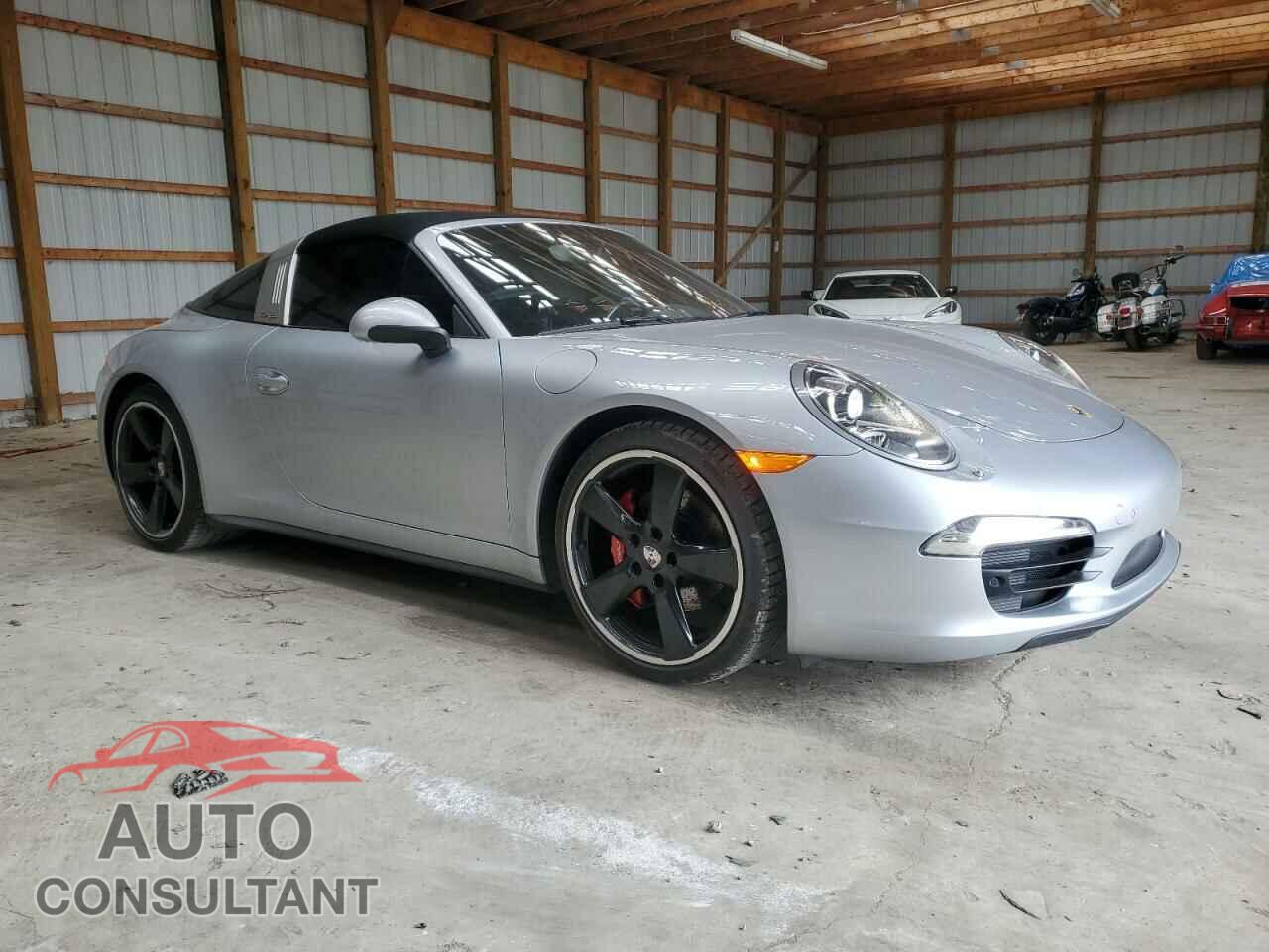PORSCHE 911 2015 - WP0BA2A99FS132024