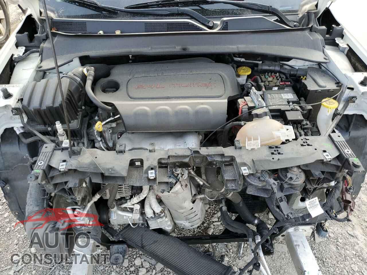 JEEP COMPASS 2020 - 3C4NJDCB5LT111819