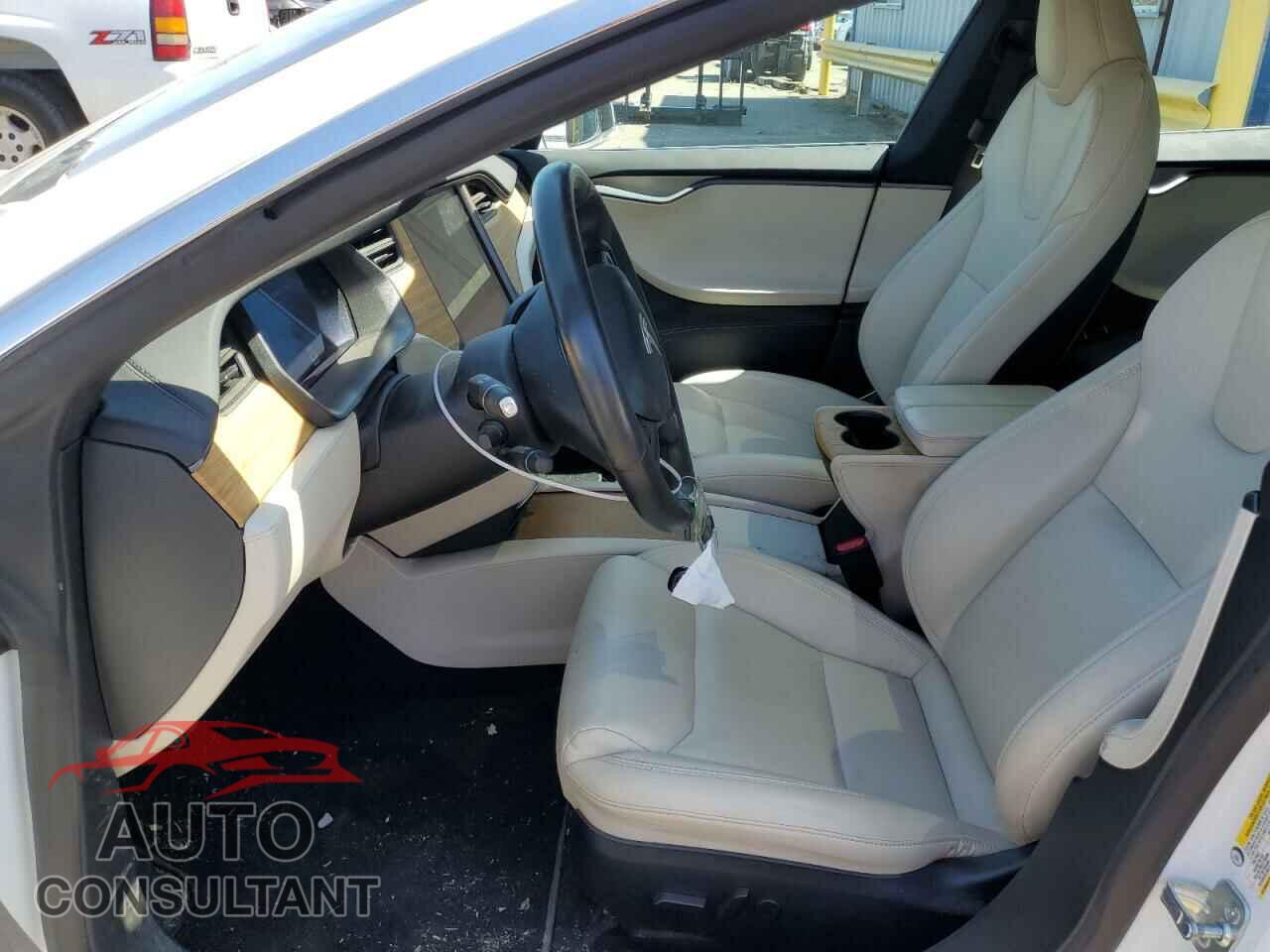 TESLA MODEL S 2020 - 5YJSA1E25LF401250