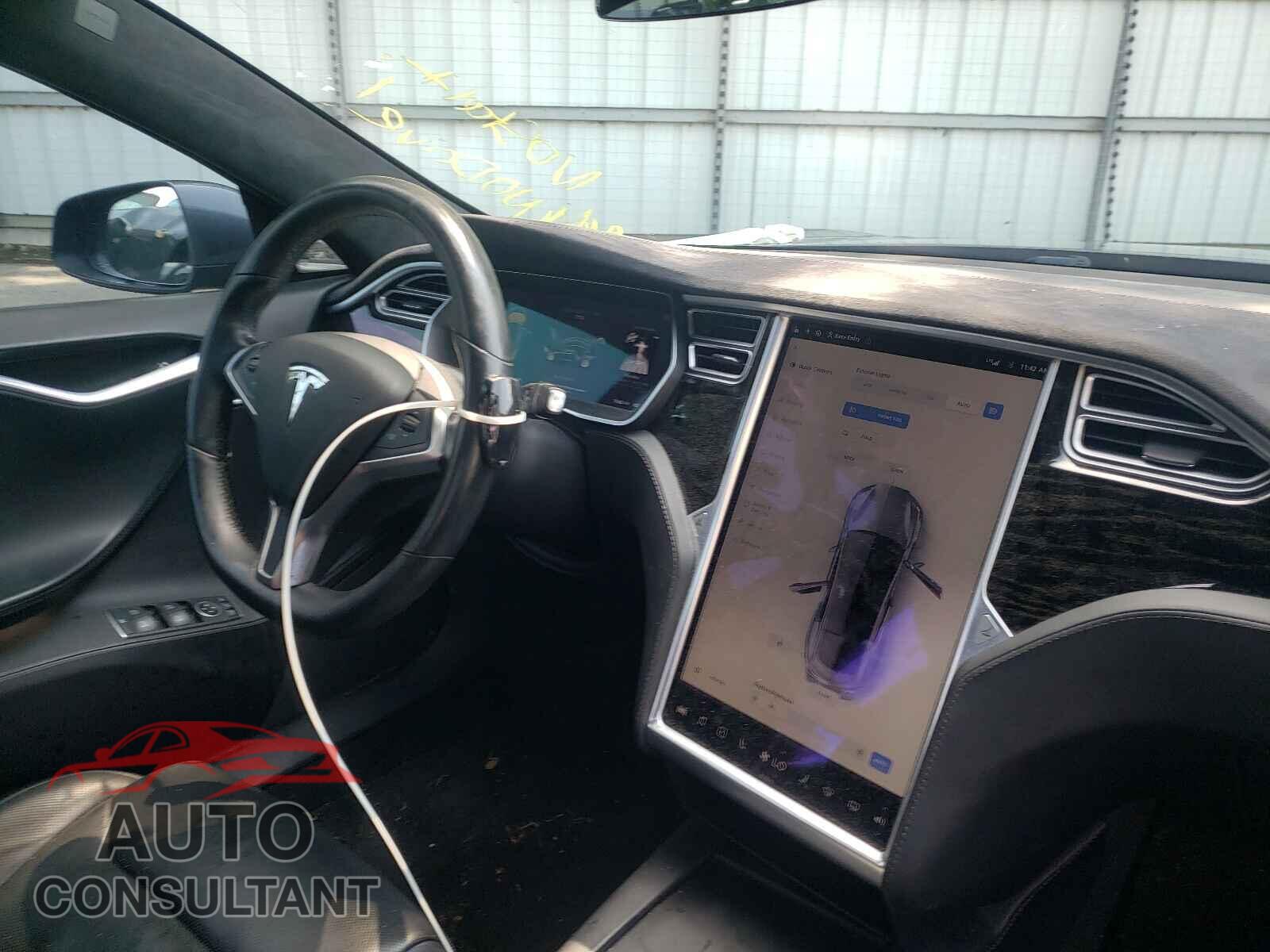 TESLA MODEL S 2017 - 5YJSA1E1XHF181263