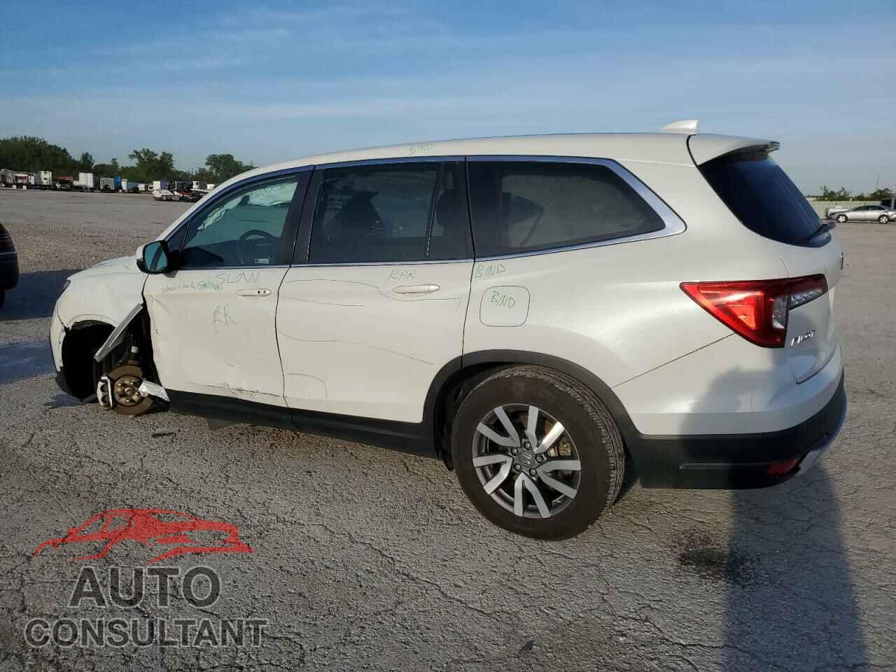 HONDA PILOT 2020 - 5FNYF6H53LB022357