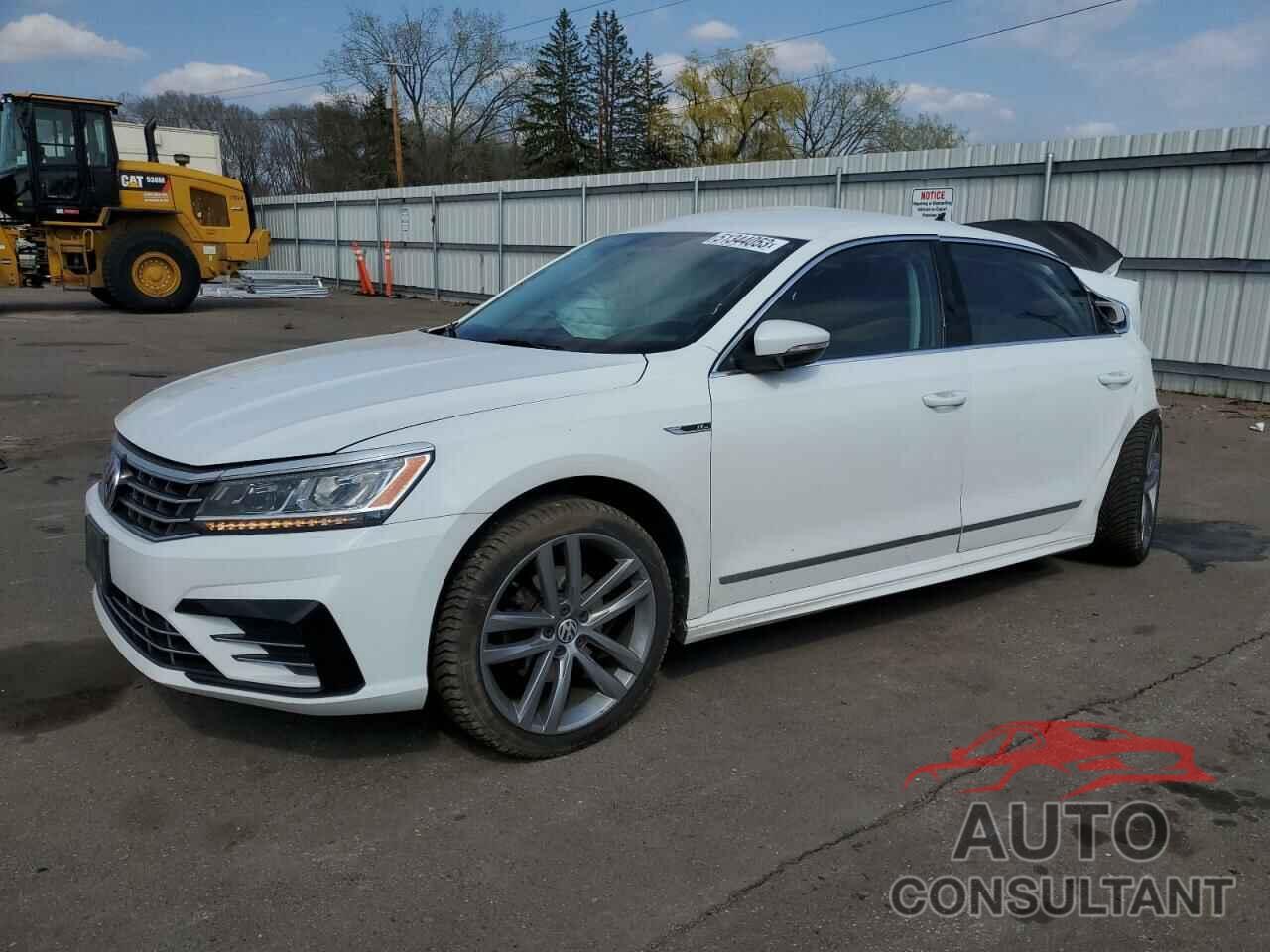 VOLKSWAGEN PASSAT 2017 - 1VWDT7A33HC001824