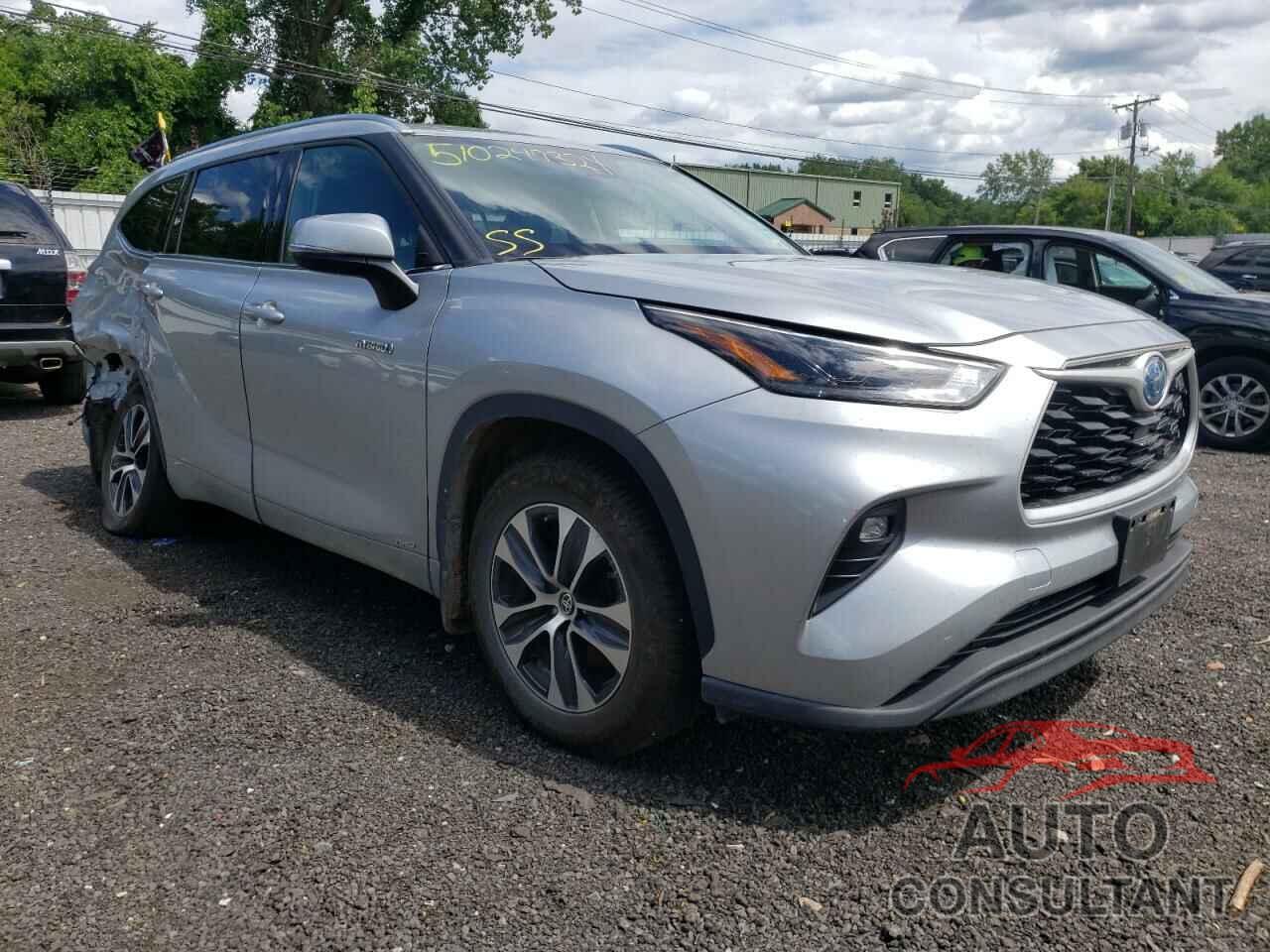 TOYOTA HIGHLANDER 2021 - 5TDGBRCH0MS521799