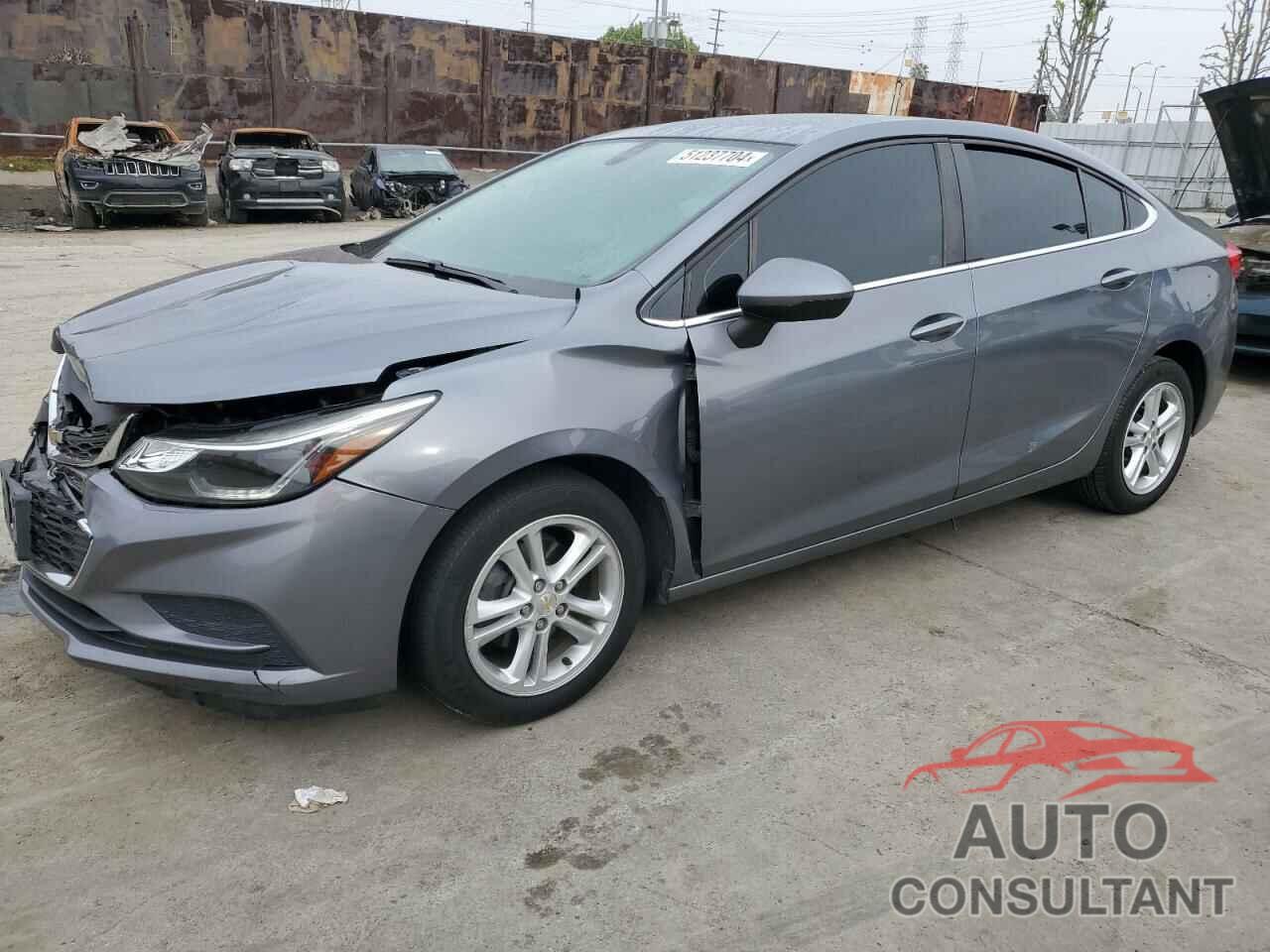 CHEVROLET CRUZE 2018 - 1G1BE5SM2J7214173