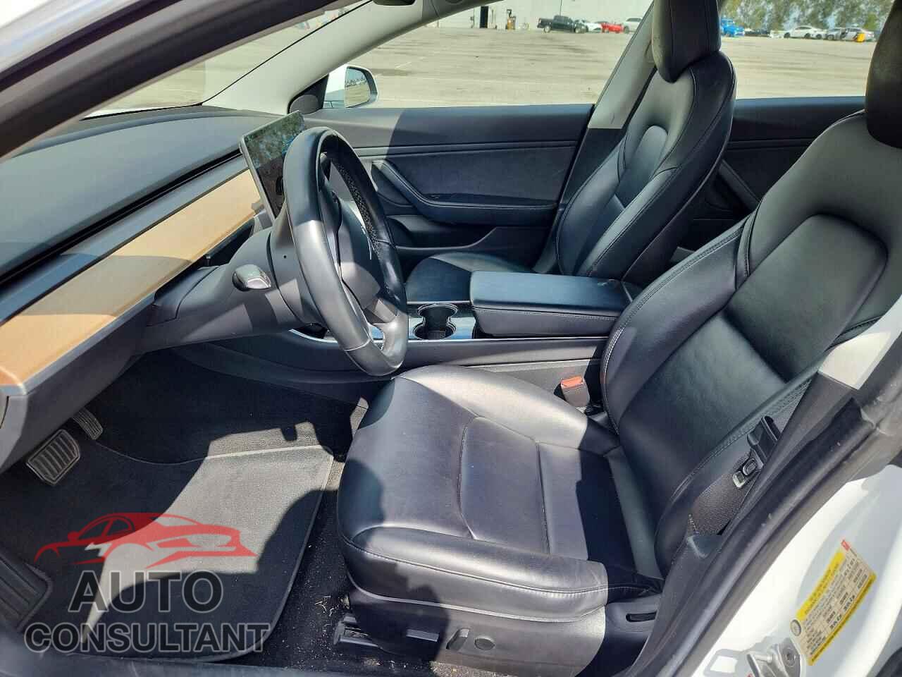 TESLA MODEL 3 2018 - 5YJ3E1EA7JF053741