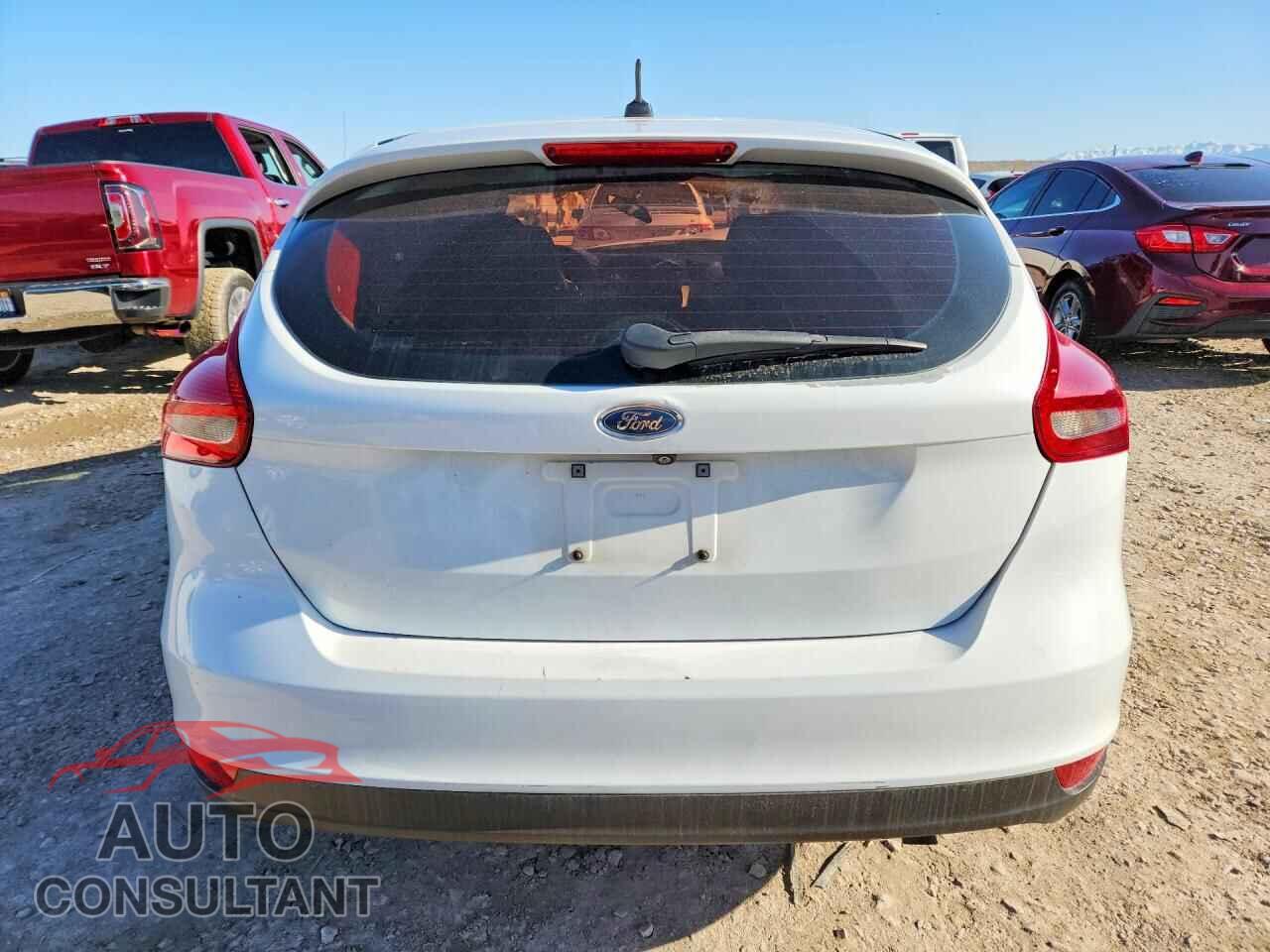 FORD FOCUS 2016 - 1FADP3K25GL205132