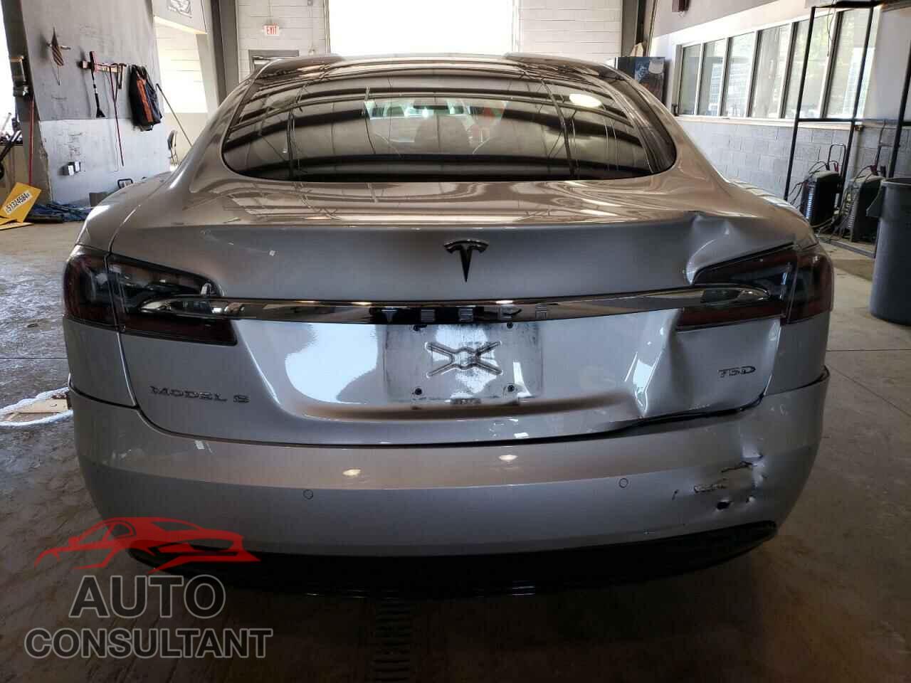 TESLA MODEL S 2018 - 5YJSA1E22JF244869