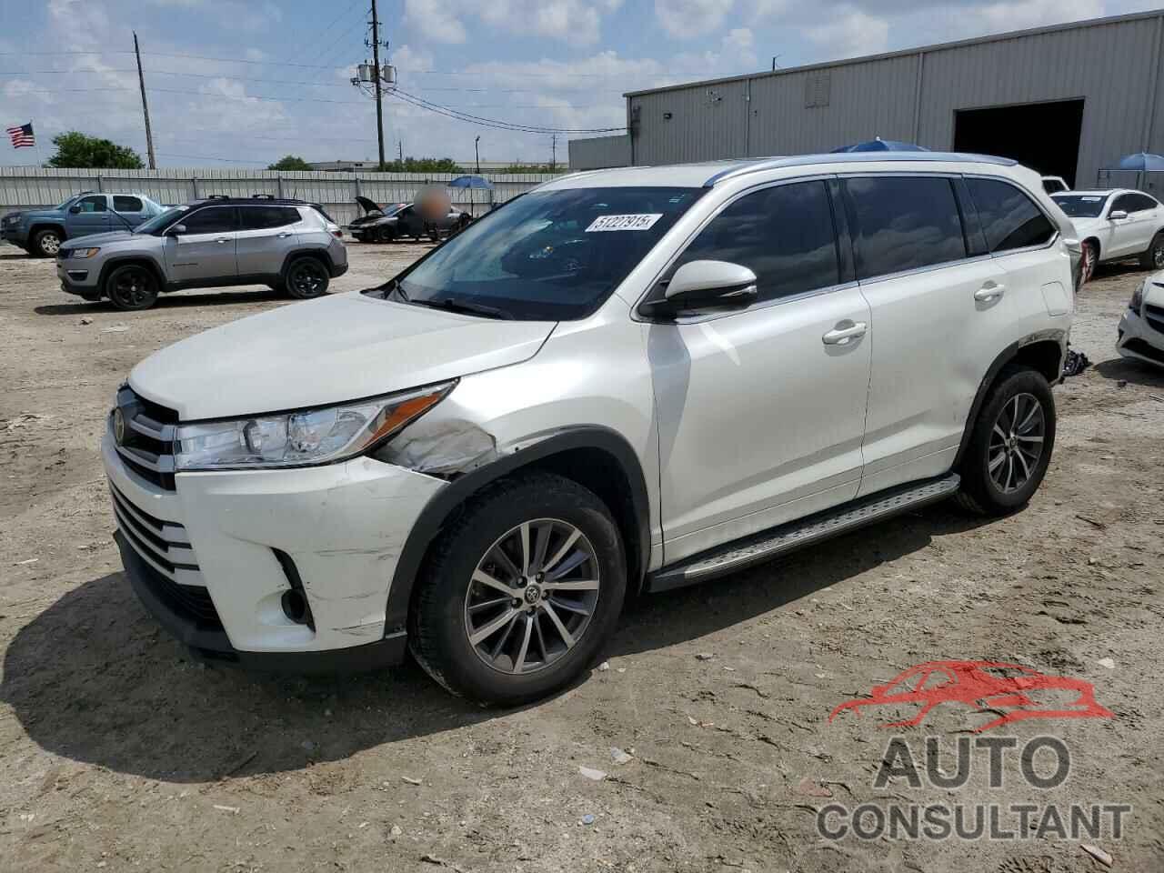 TOYOTA HIGHLANDER 2017 - 5TDKZRFH0HS515931