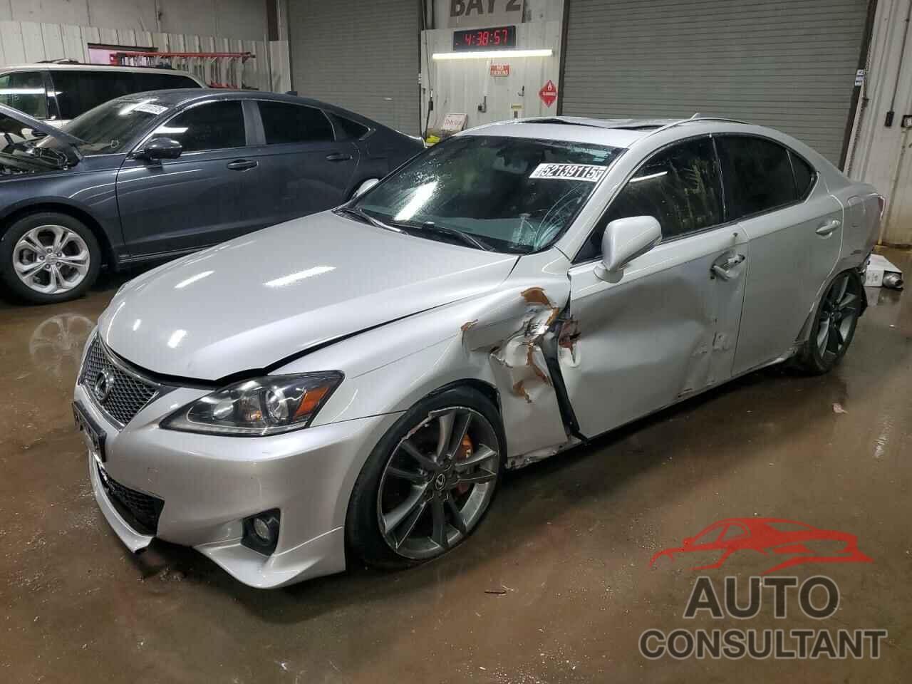 LEXUS IS 2011 - JTHBF5C20B5139633