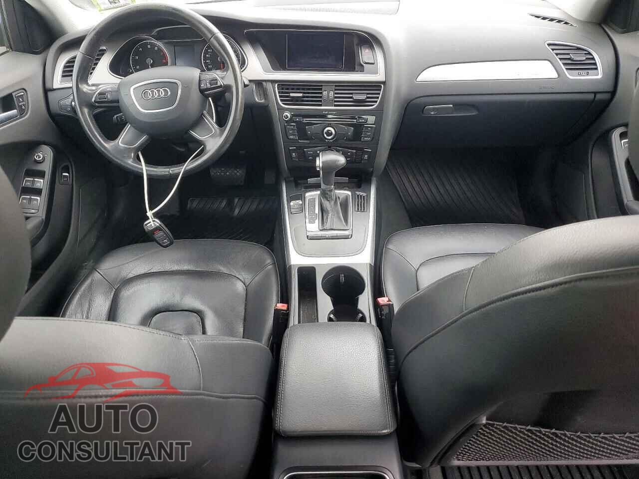 AUDI A4 2013 - WAUBFAFL7DN032562