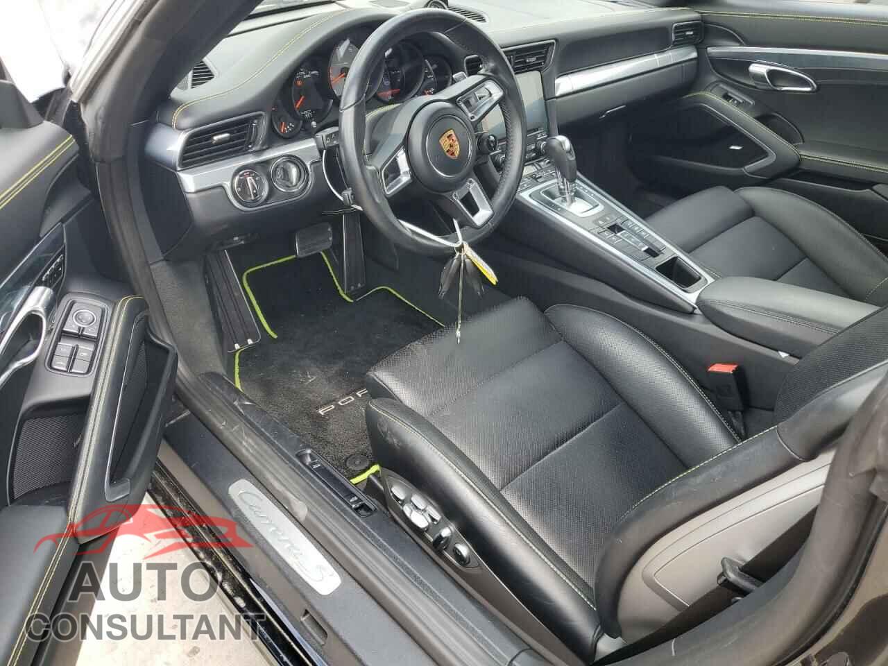 PORSCHE 911 2017 - WP0CB2A97HS155533