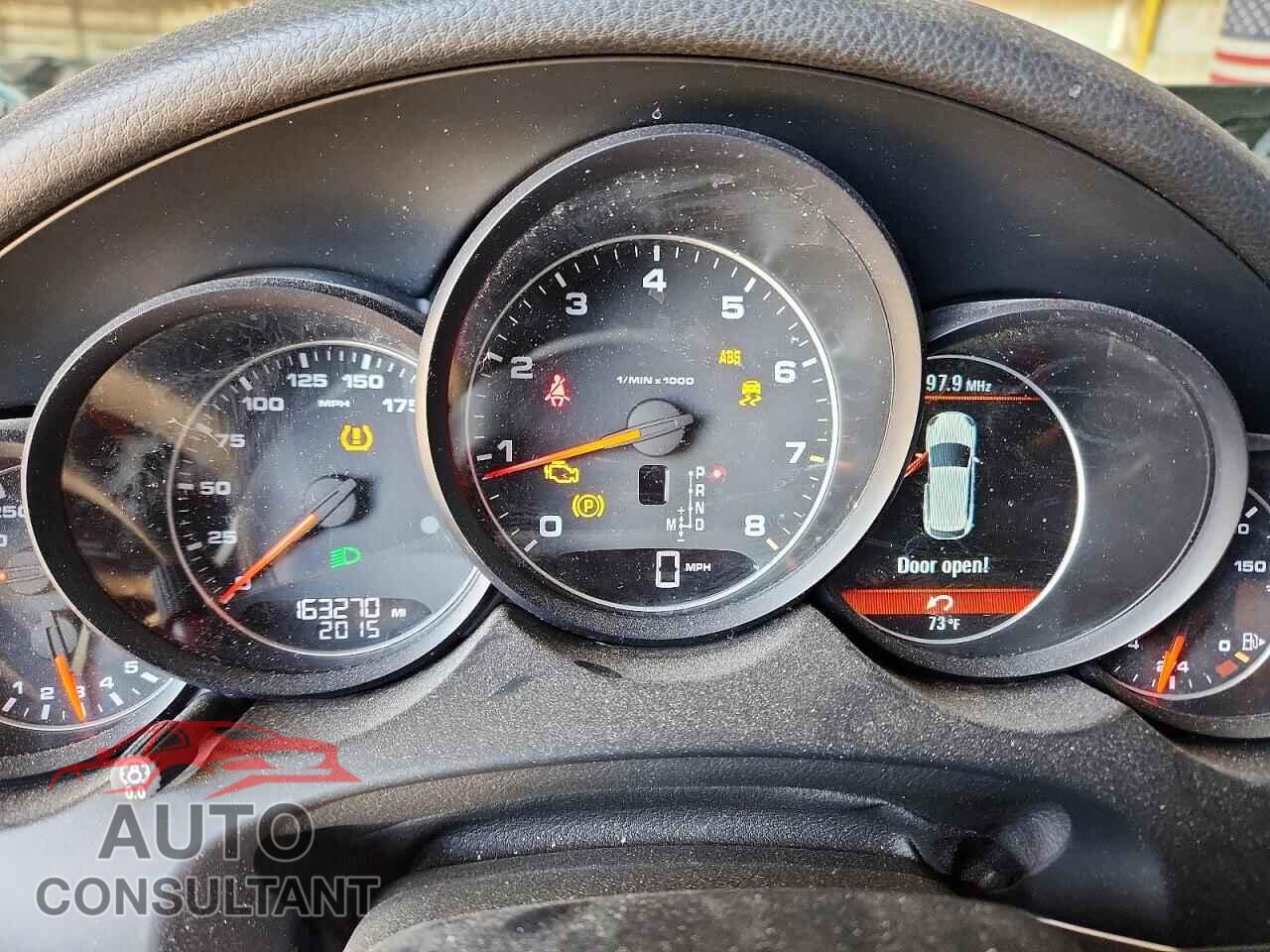 PORSCHE CAYENNE 2012 - WP1AA2A28CLA03758
