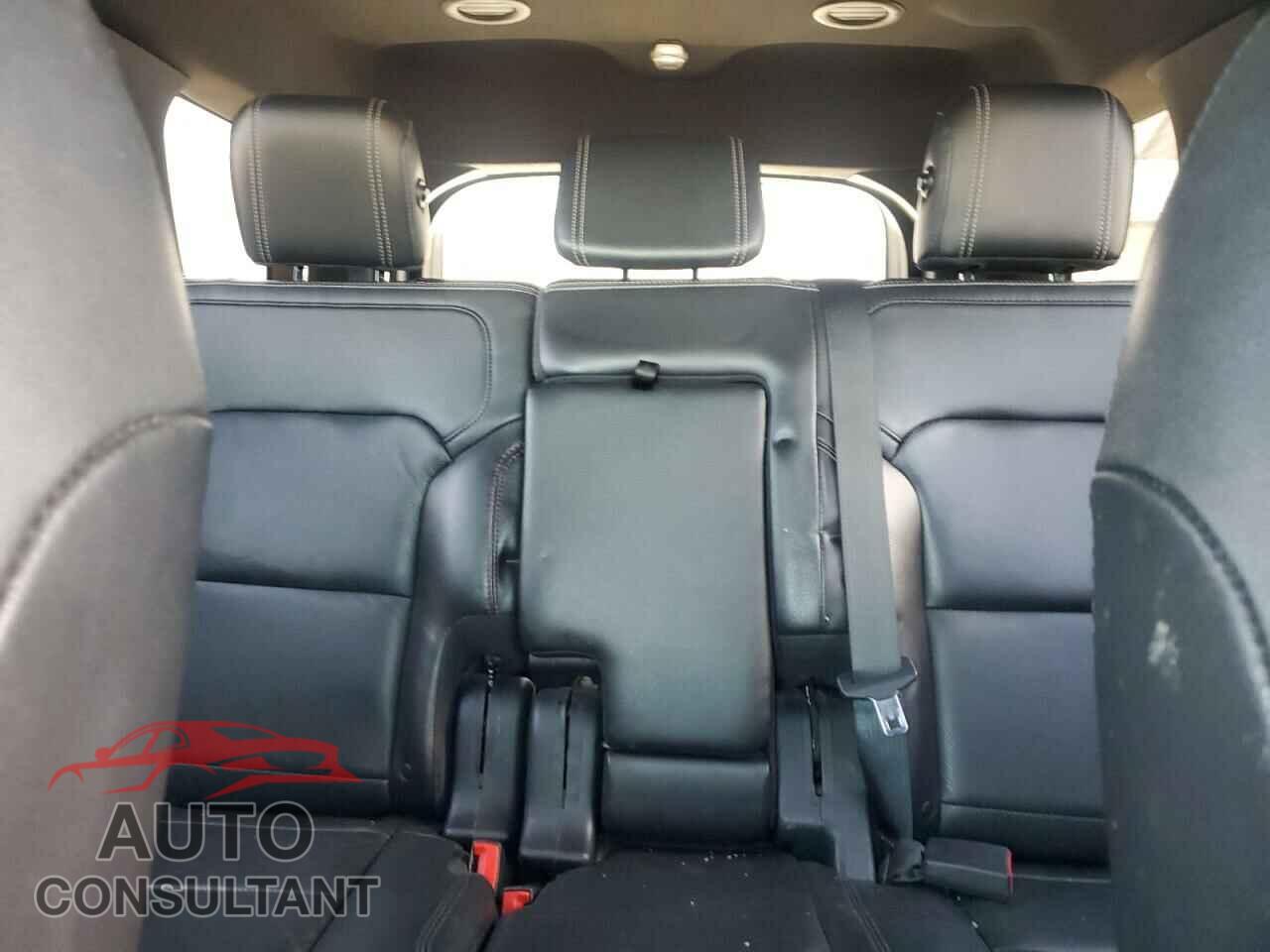 FORD EXPLORER 2018 - 1FM5K8F89JGB45375