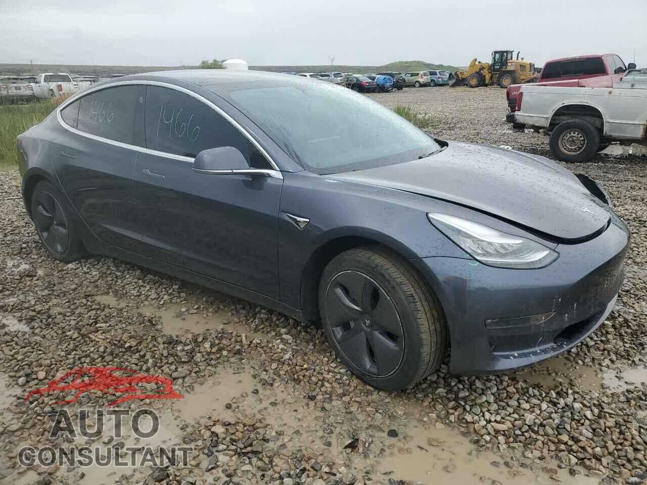 TESLA MODEL 3 2019 - 5YJ3E1EB5KF386790