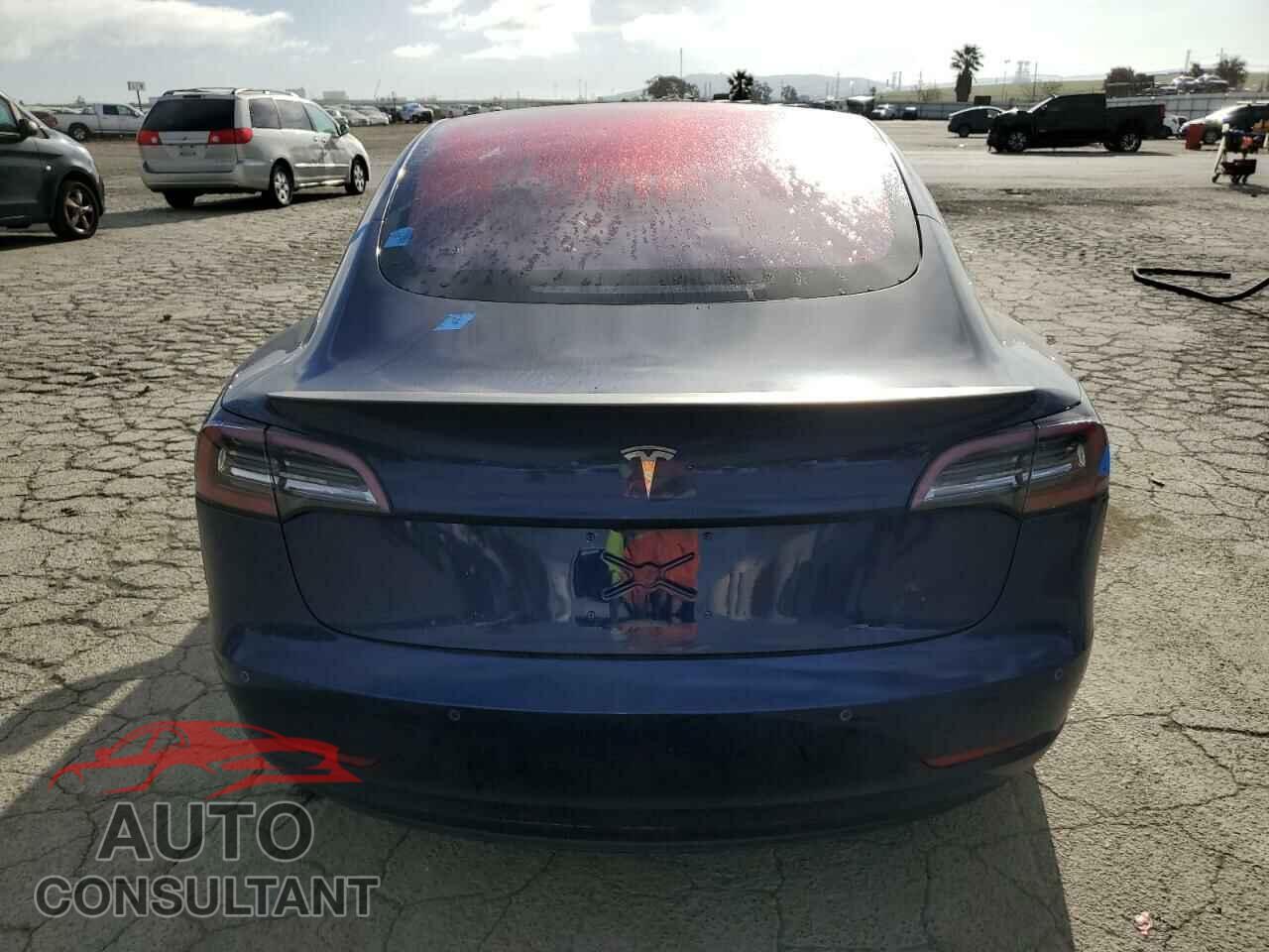TESLA MODEL 3 2018 - 5YJ3E1EA2JF004298