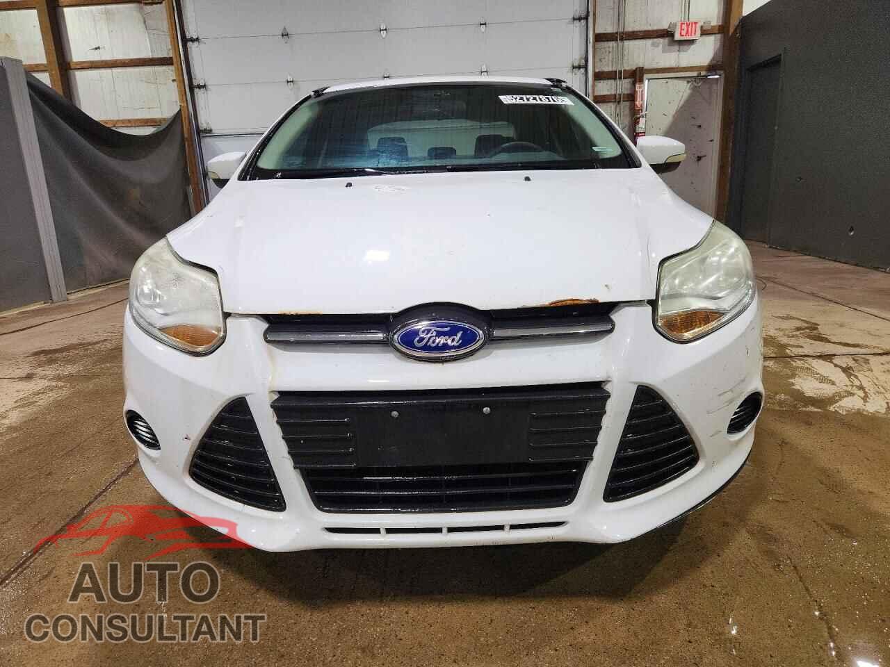 FORD FOCUS 2014 - 1FADP3F22EL124256