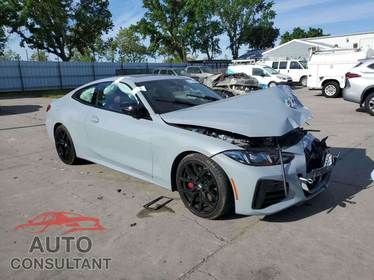 BMW M4 2025 - WBA73DA04SCS52666