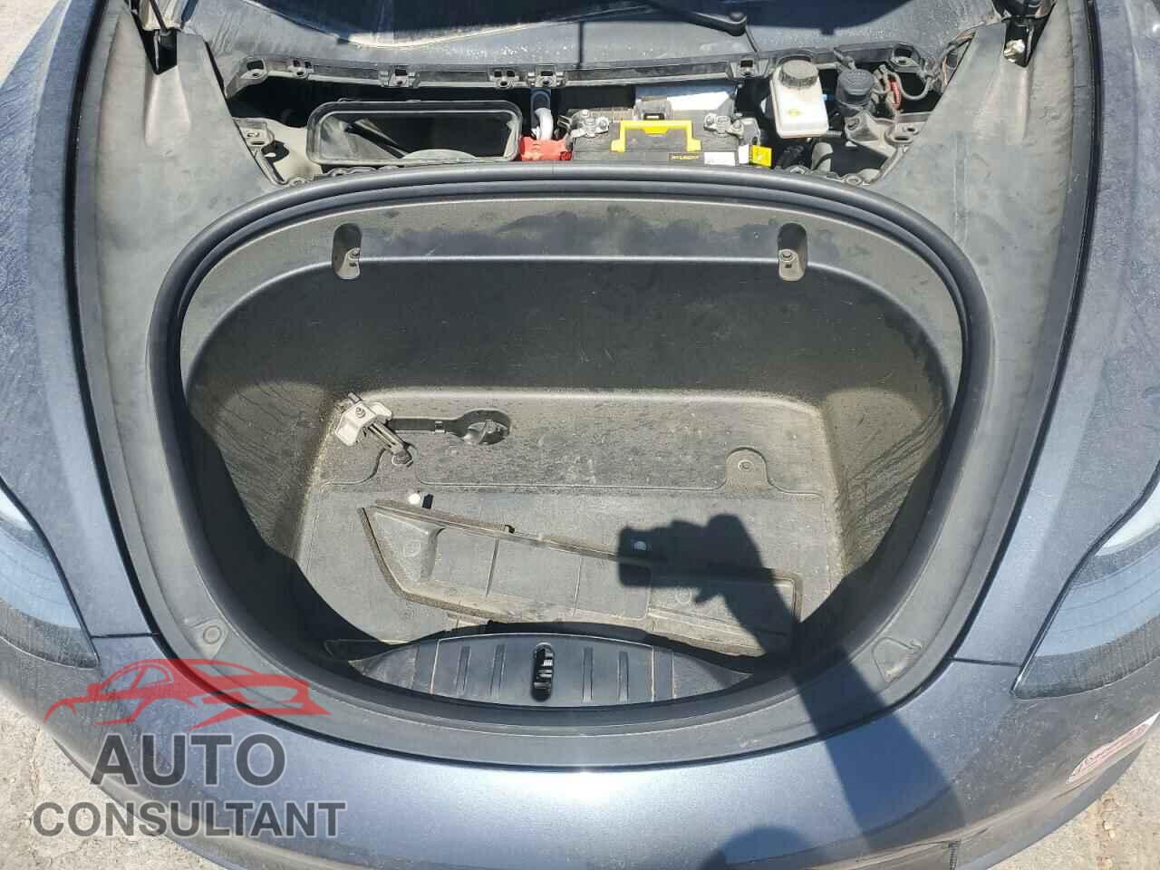 TESLA MODEL 3 2020 - 5YJ3E1EA3LF705273