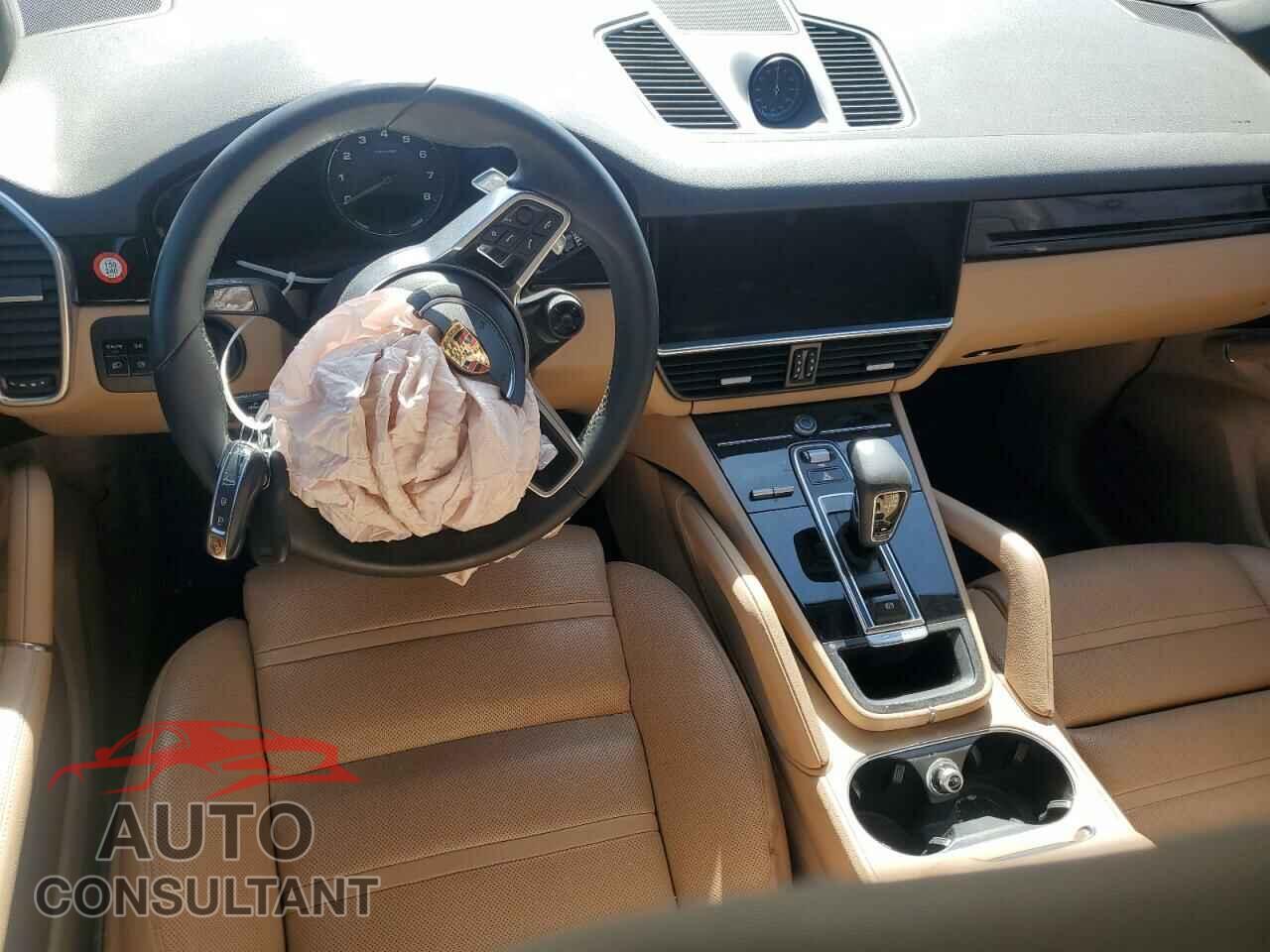 PORSCHE CAYENNE 2020 - WP1AE2AY8LDA22927
