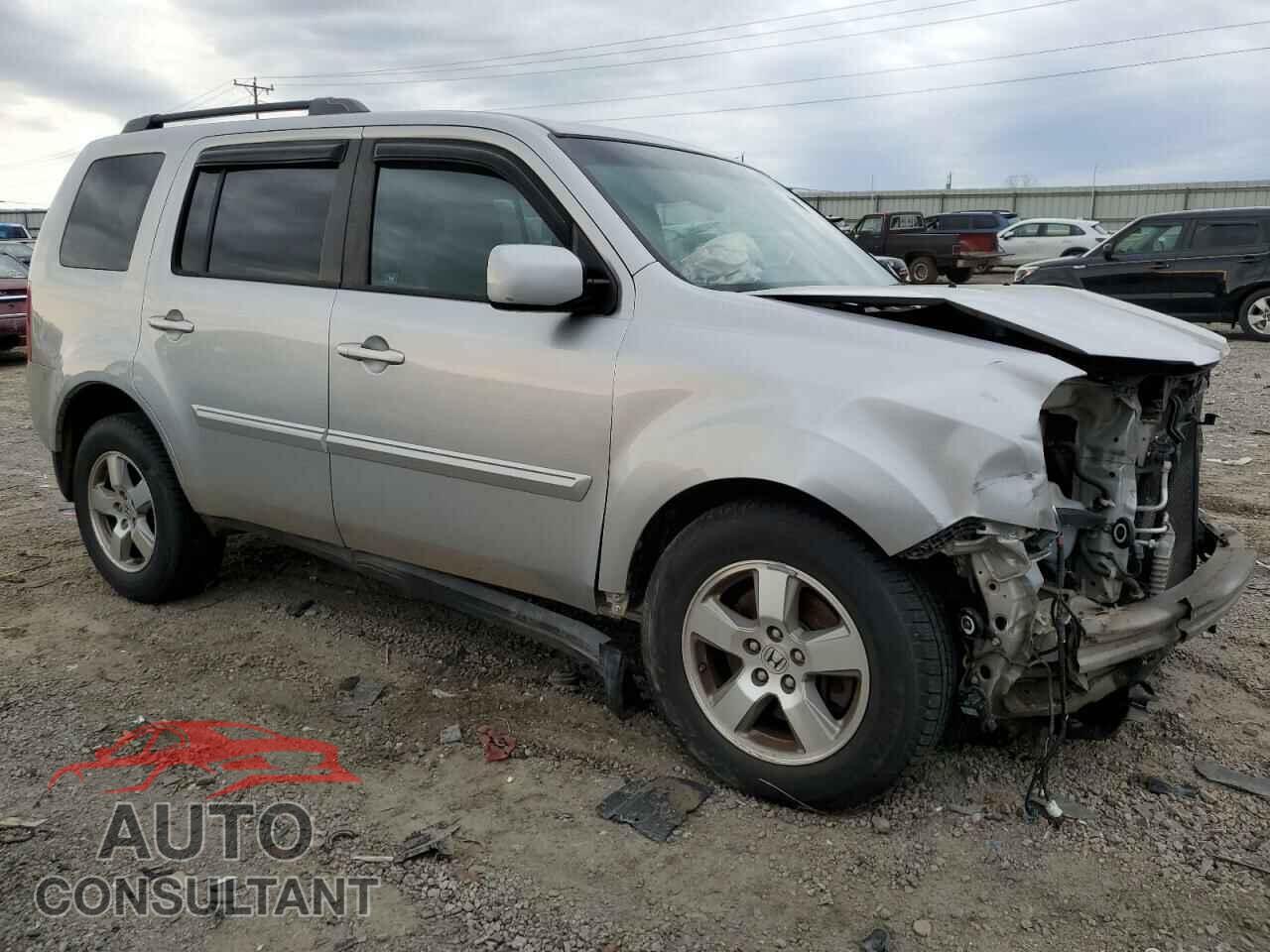HONDA PILOT 2011 - 5FNYF4H41BB046117