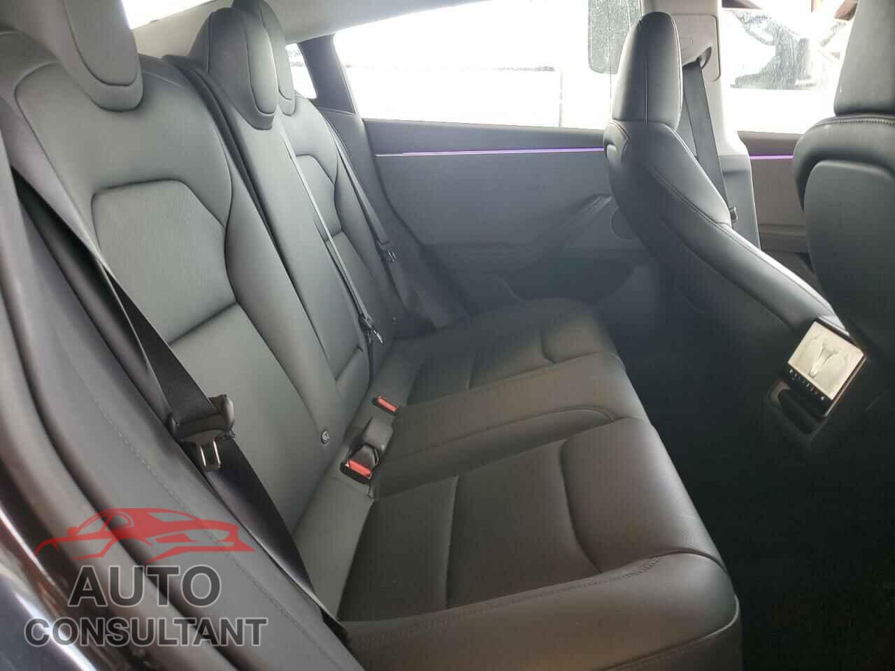 TESLA MODEL 3 2025 - 5YJ3E1EA1SF875968