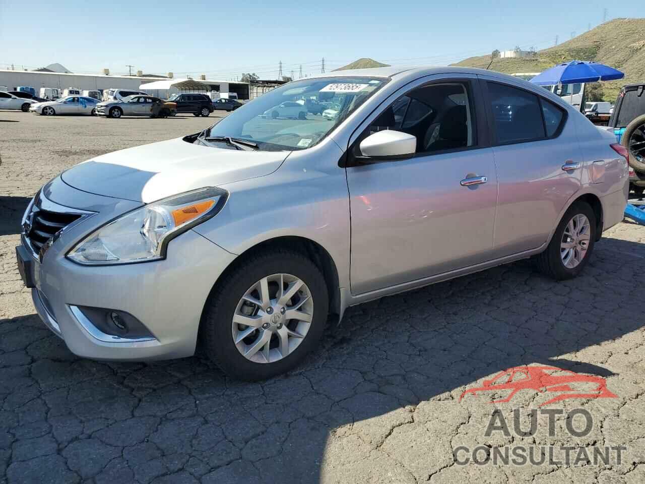 NISSAN VERSA 2017 - 3N1CN7AP1HL811830