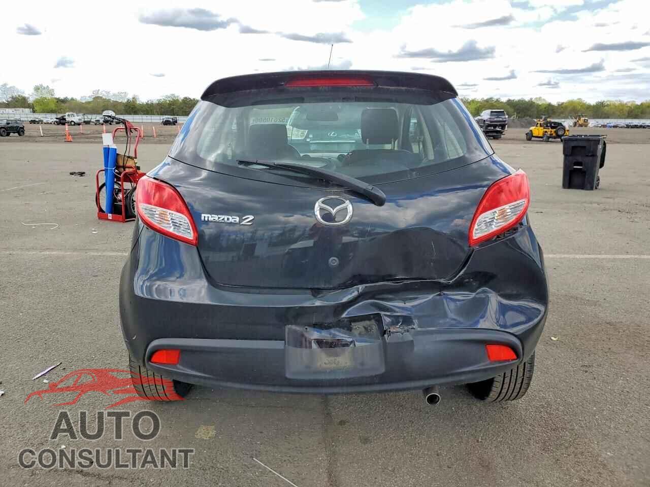MAZDA 2 2014 - JM1DE1LZ4E0177869