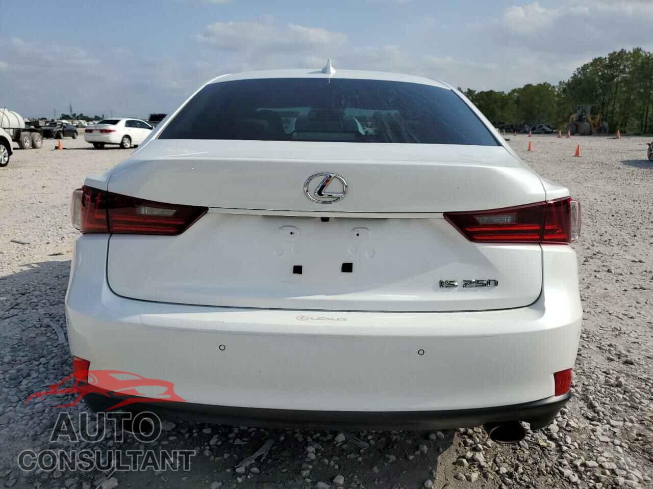 LEXUS IS 2014 - JTHBF1D29E5024136