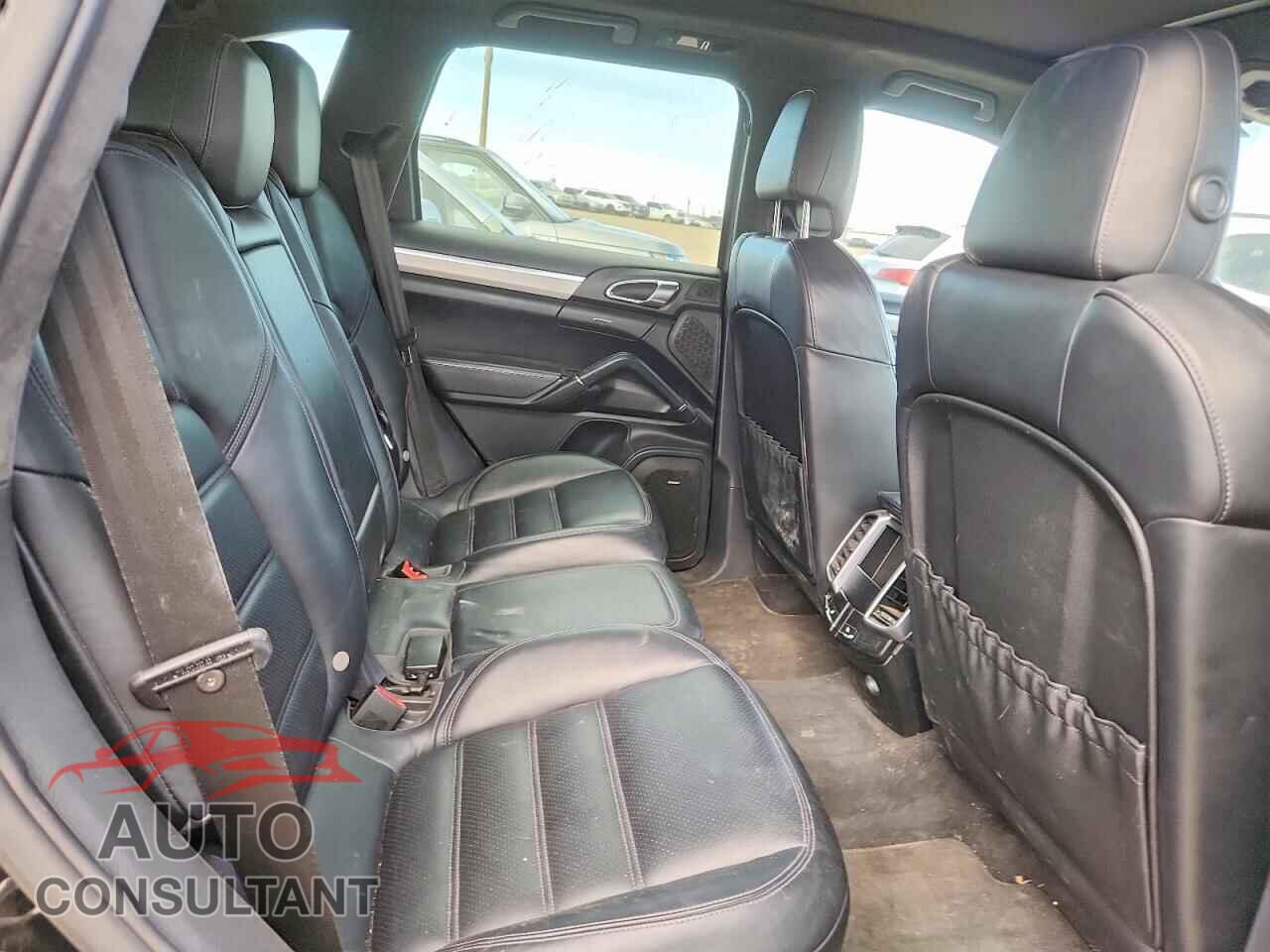 PORSCHE CAYENNE 2012 - WP1AC2A26CLA83085