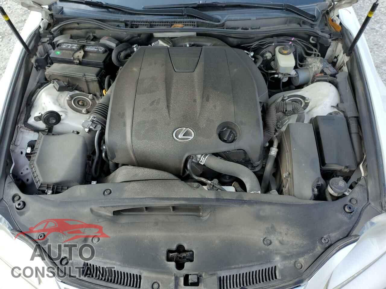 LEXUS IS 2014 - JTHBF1D29E5024136