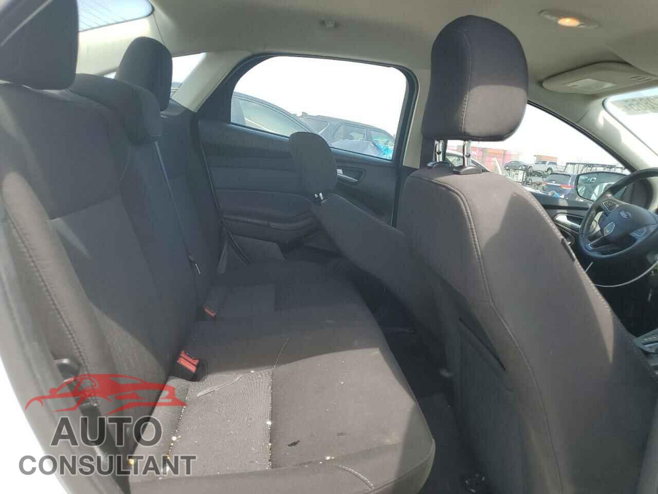 FORD FOCUS 2016 - 1FADP3F21GL230815