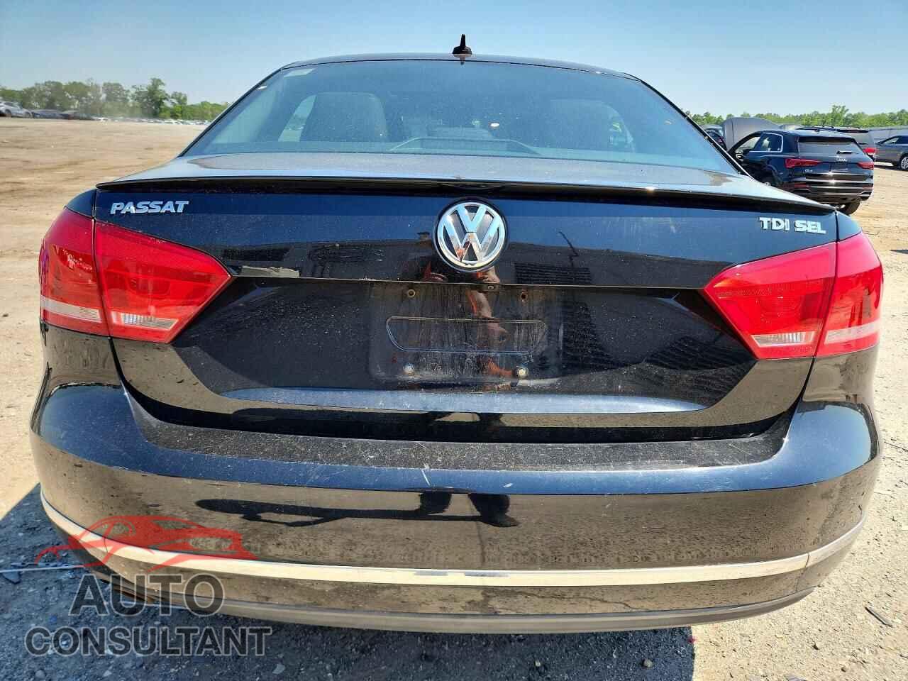 VOLKSWAGEN PASSAT 2014 - 1VWCN7A30EC007792