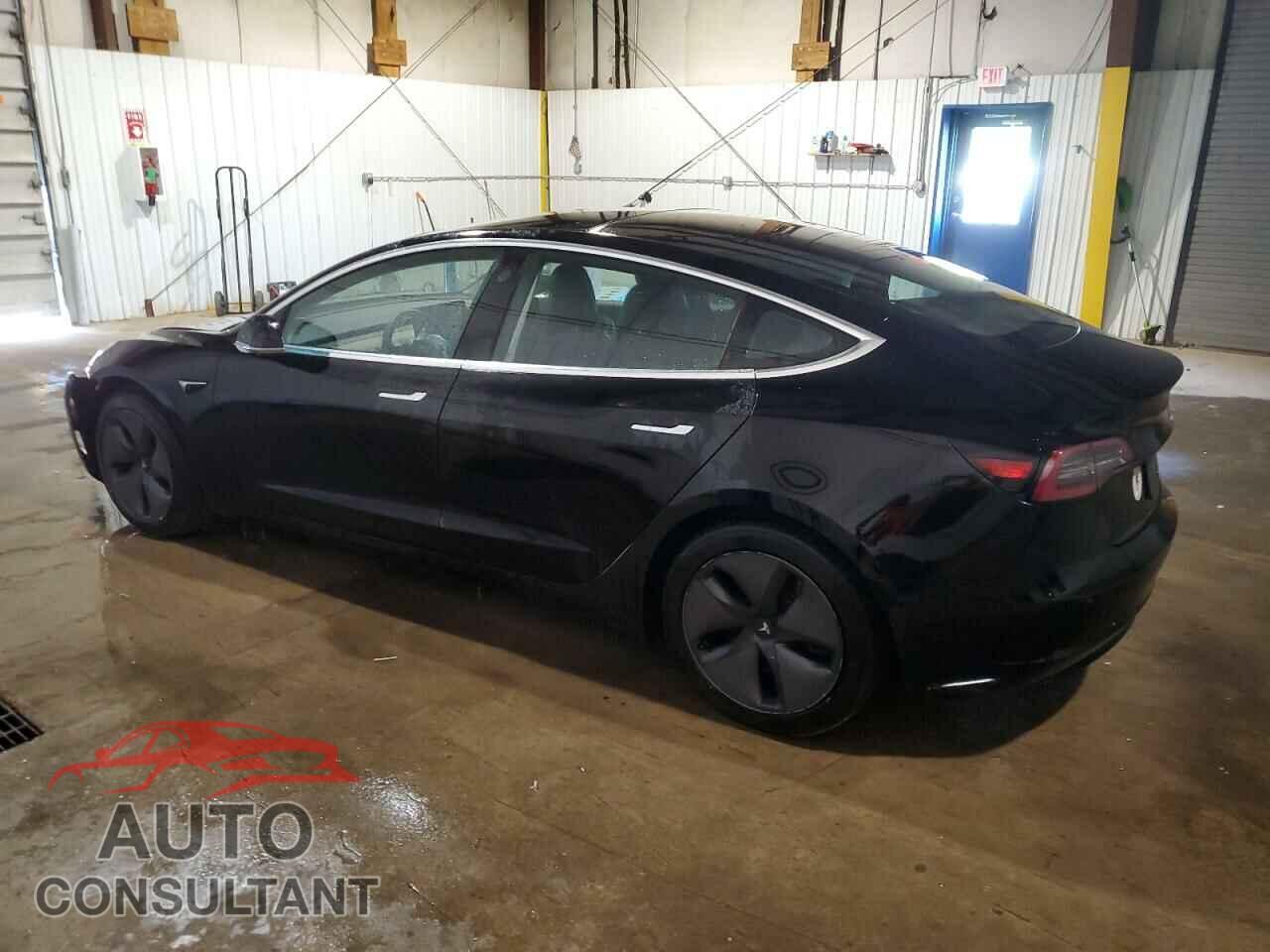TESLA MODEL 3 2019 - 5YJ3E1EB5KF432411