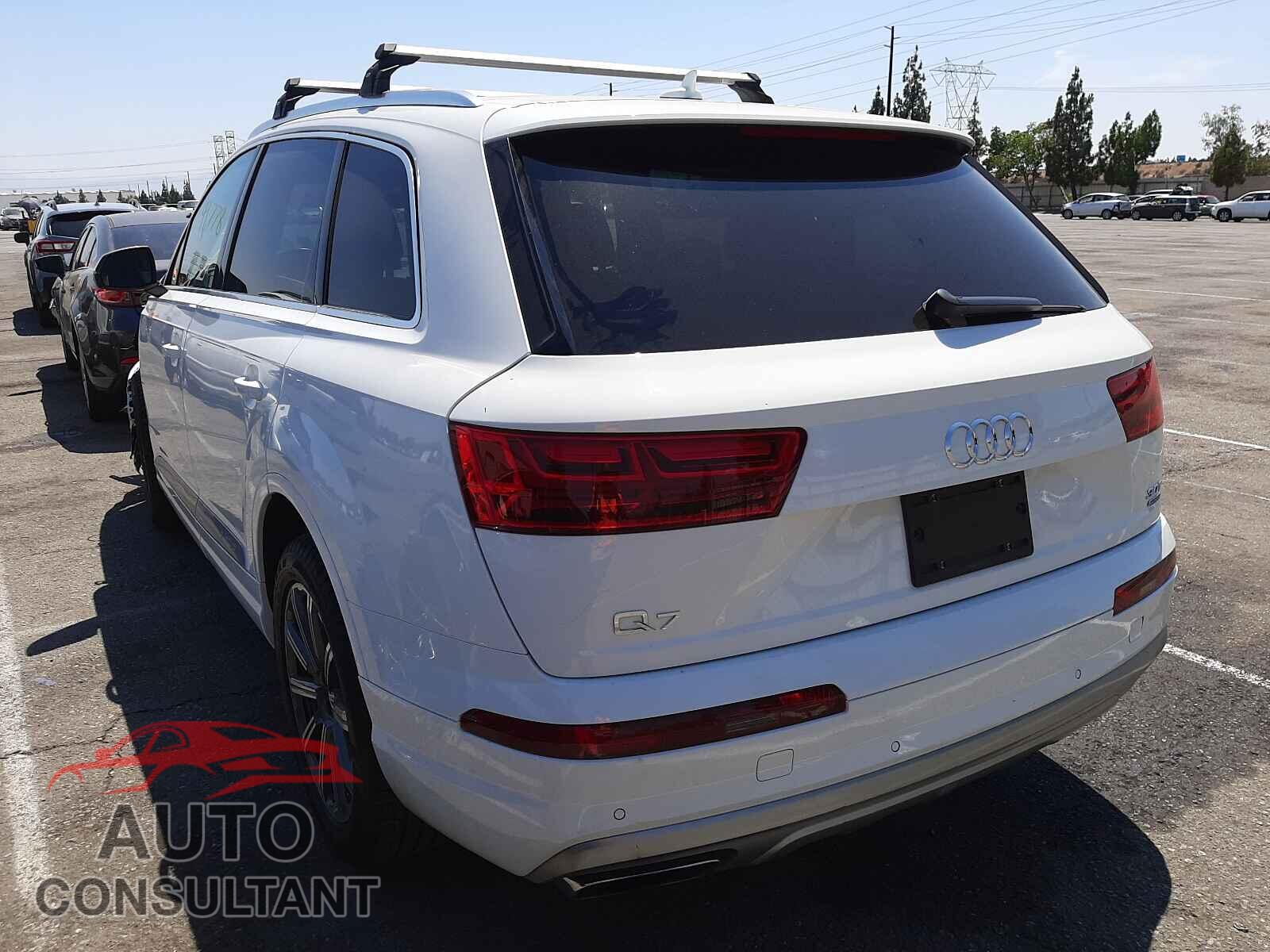 AUDI Q7 2017 - WA1LAAF77HD032012