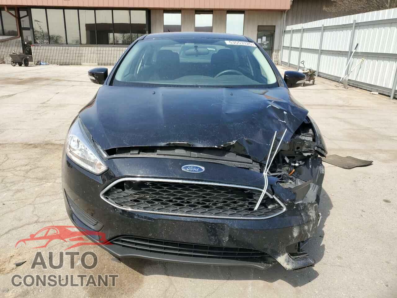 FORD FOCUS 2017 - 1FADP3F21HL204250